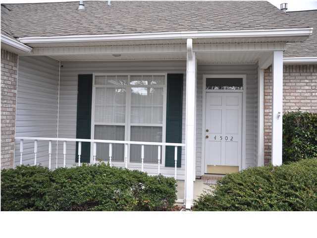 PARKWOOD SQUARE PH 2 - Residential