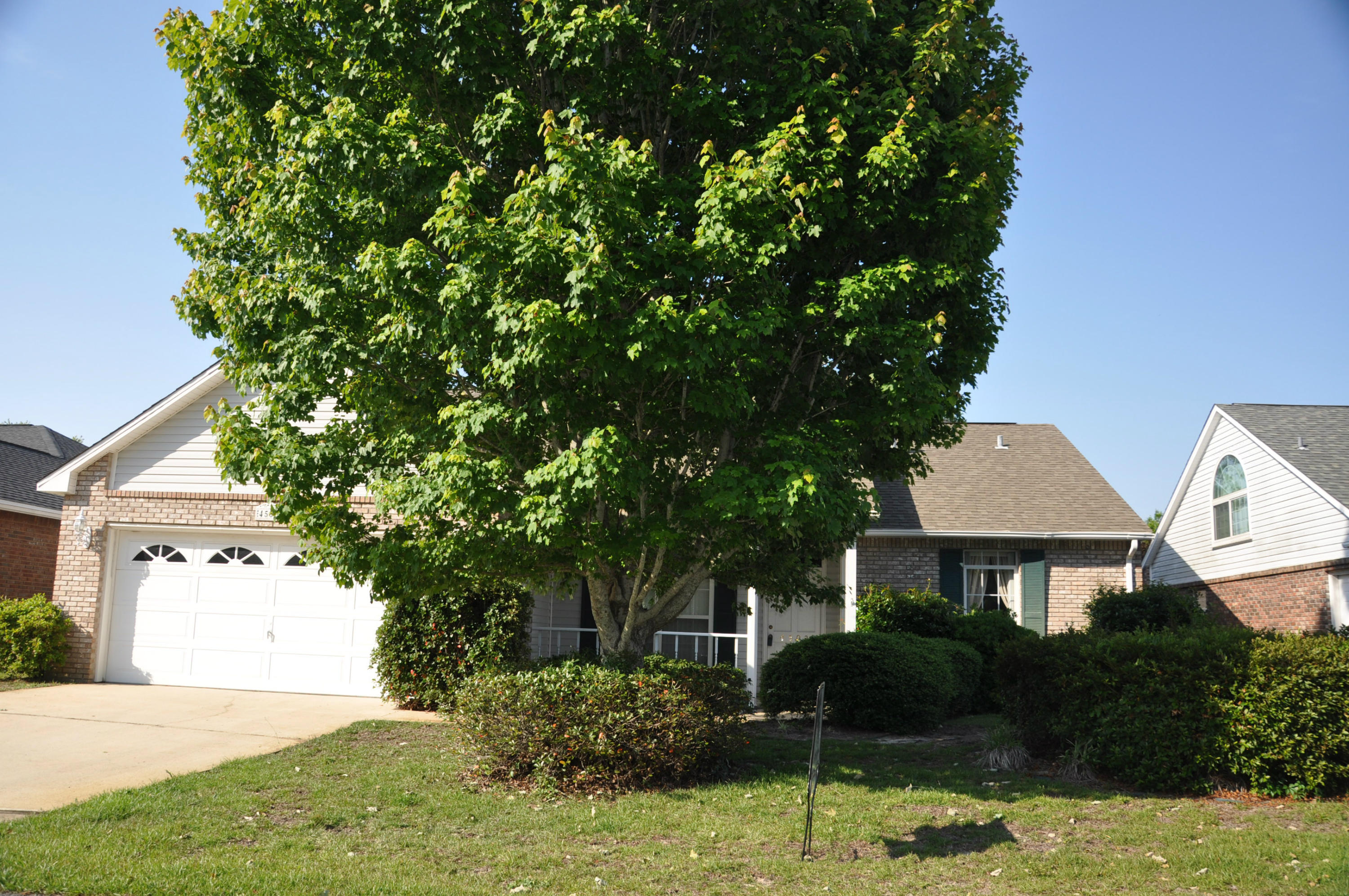 PARKWOOD SQUARE PH 2 - Residential