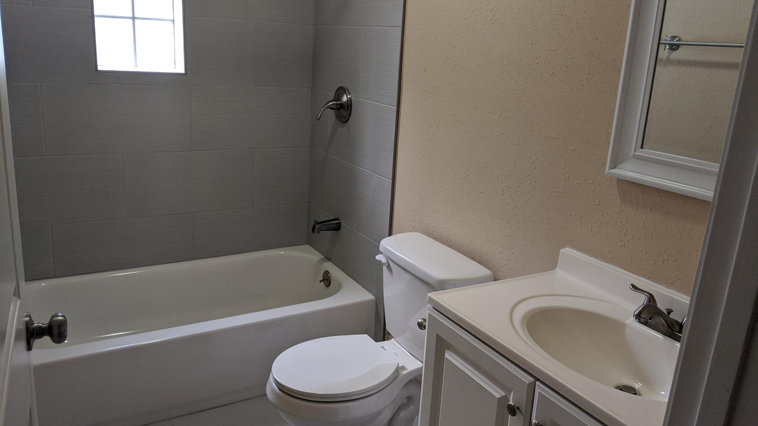 HUDSON ADDN TO CRESTVIEW - Residential