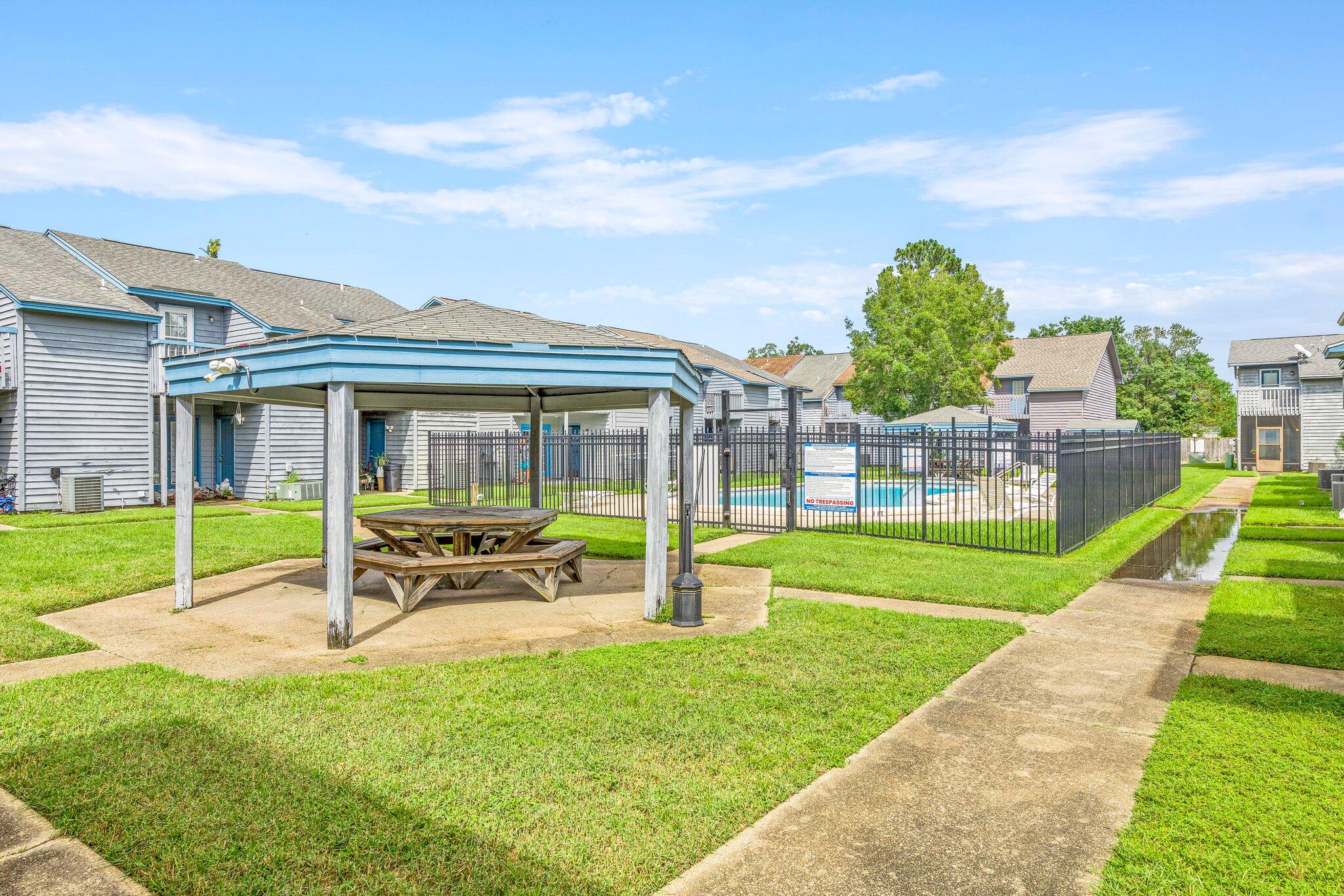 BROWNSVILLE STATION 3 - Residential