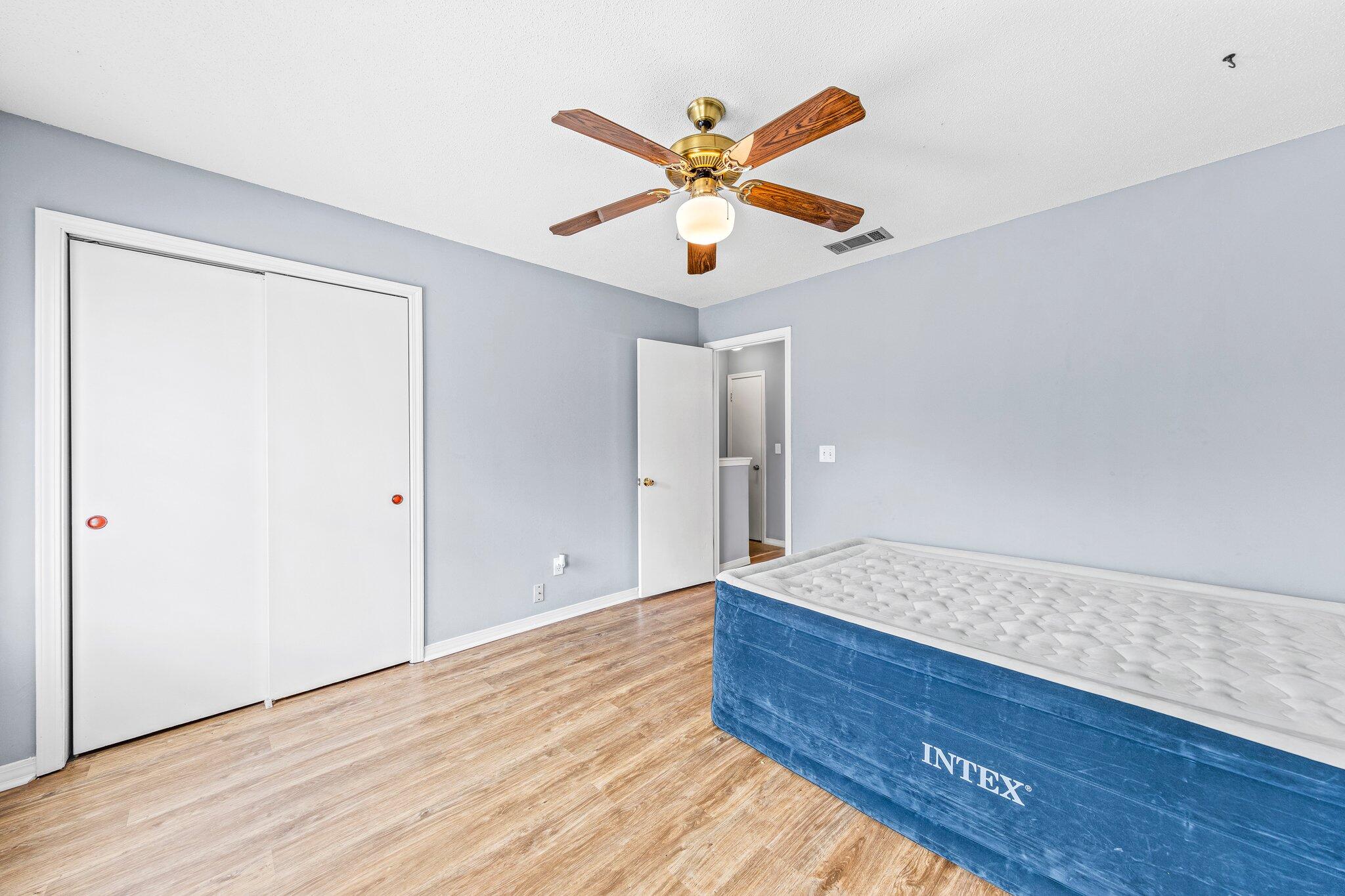 BROWNSVILLE STATION 3 - Residential