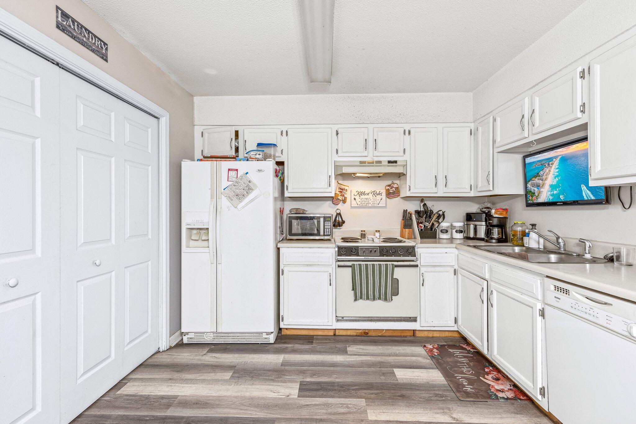 BROWNSVILLE STATION 3 - Residential