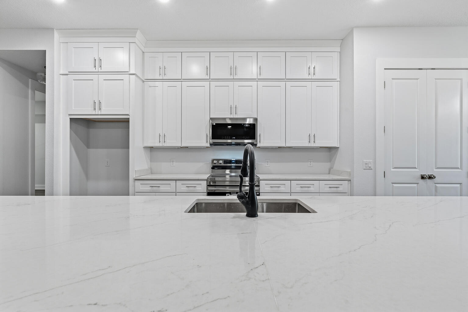 HOLLEY BY THE SEA - Residential
