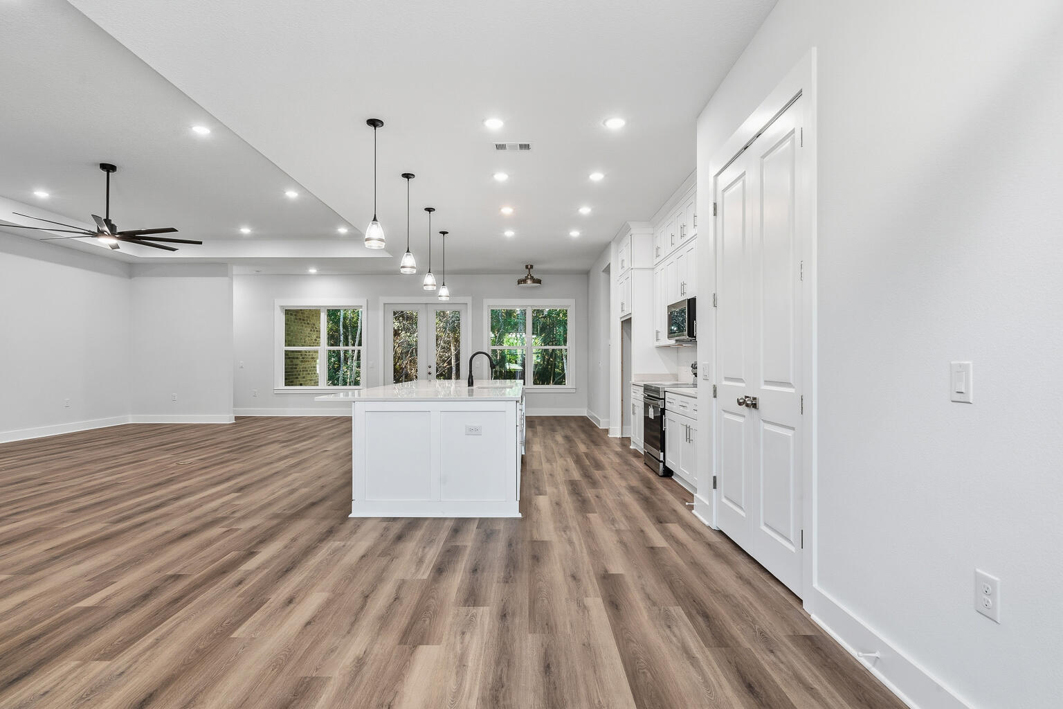 HOLLEY BY THE SEA - Residential