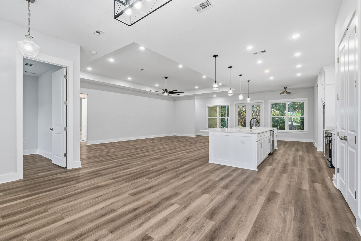 HOLLEY BY THE SEA - Residential