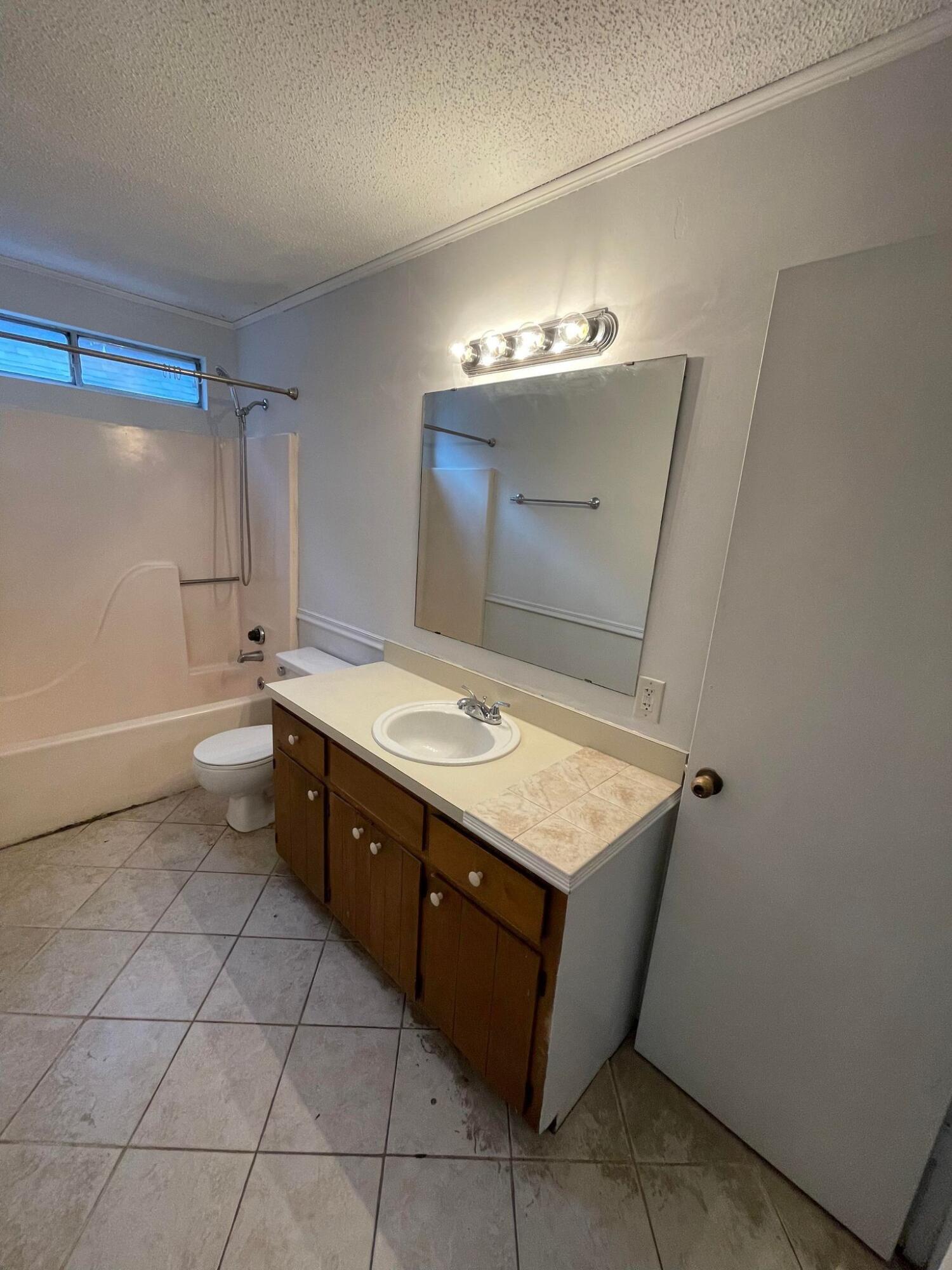 YORKTOWN AT WILLOW BEND - Residential