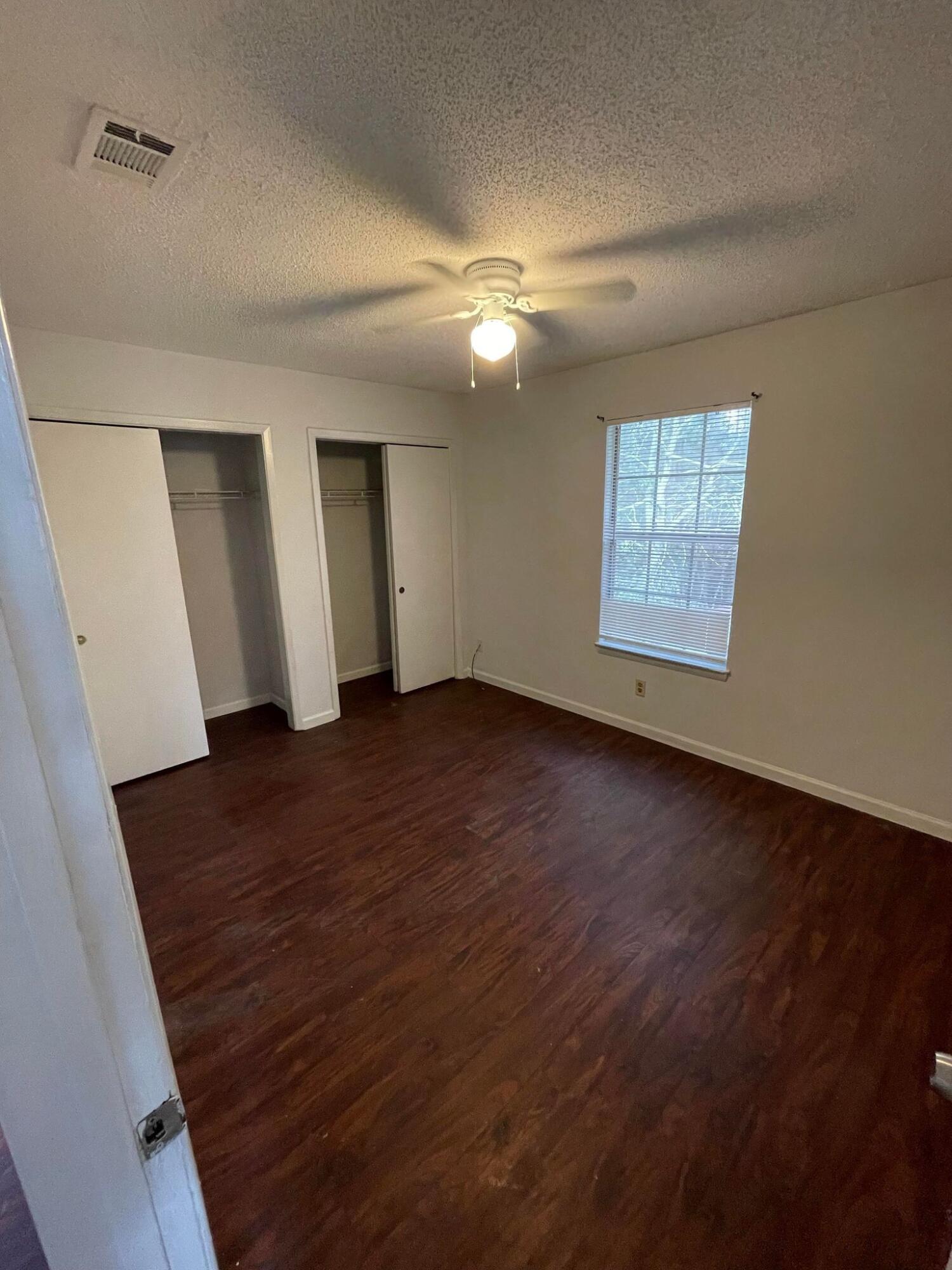 YORKTOWN AT WILLOW BEND - Residential