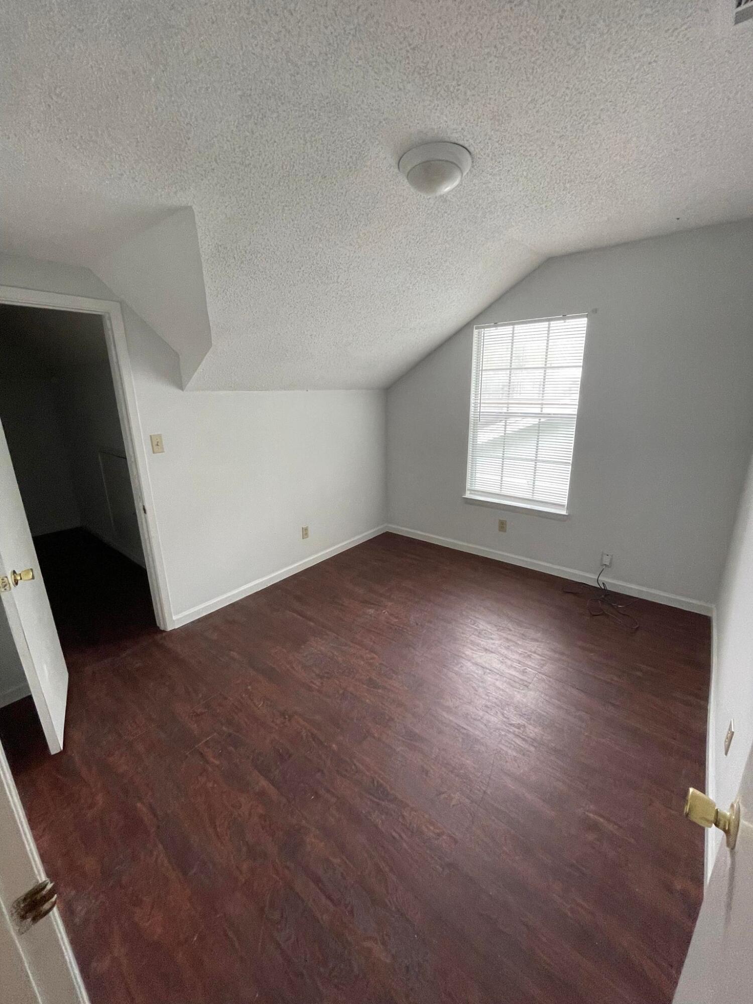 YORKTOWN AT WILLOW BEND - Residential