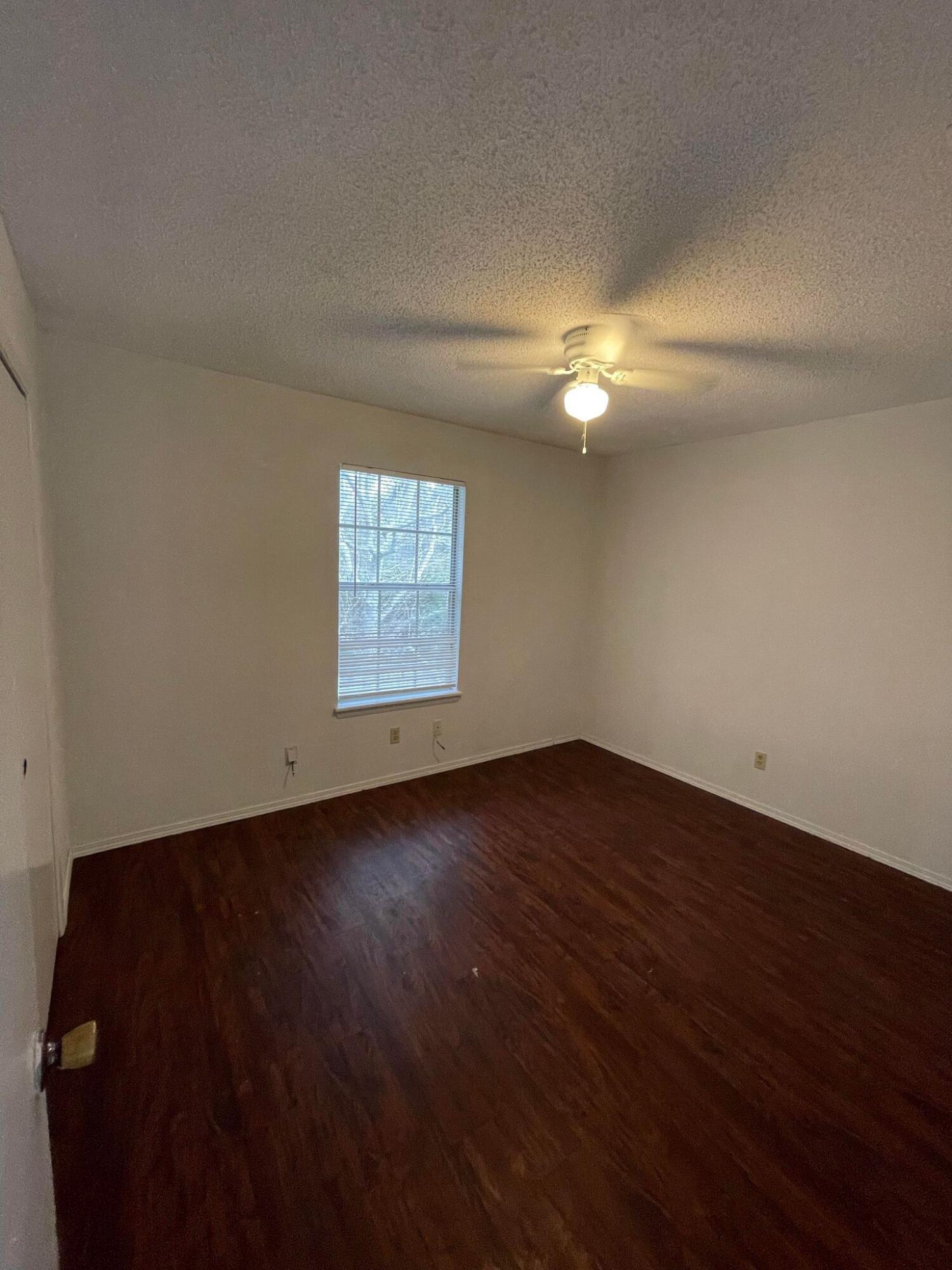 YORKTOWN AT WILLOW BEND - Residential