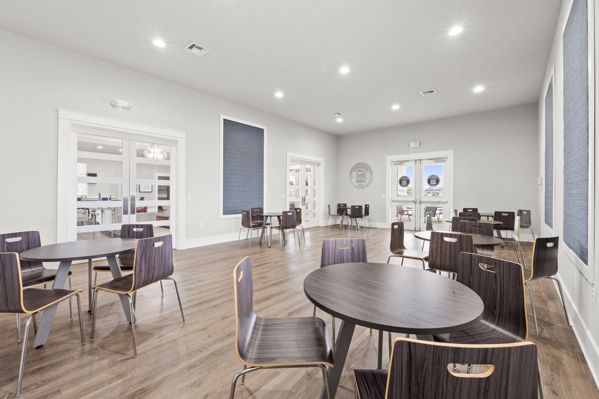 LIBERTY OAKS - Residential