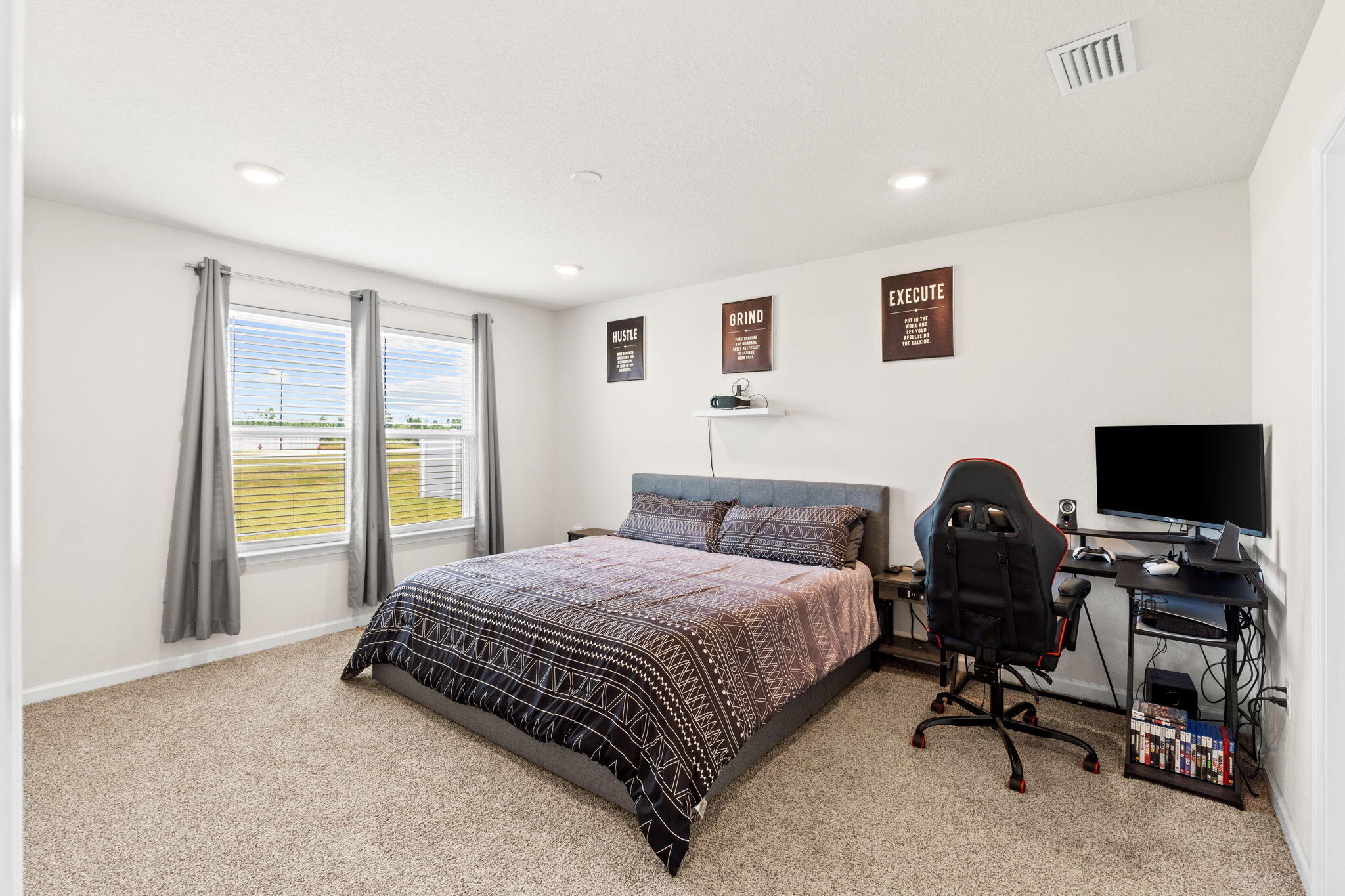 LIBERTY OAKS - Residential