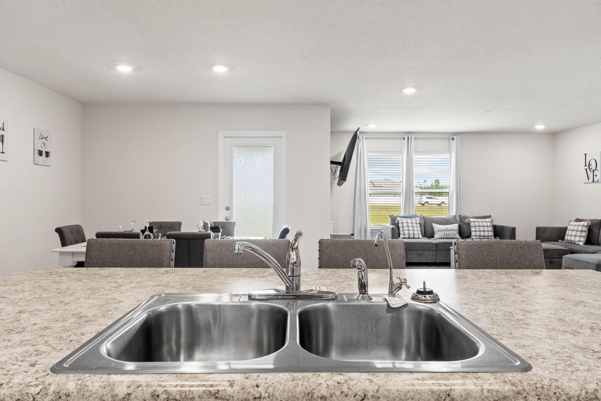 LIBERTY OAKS - Residential