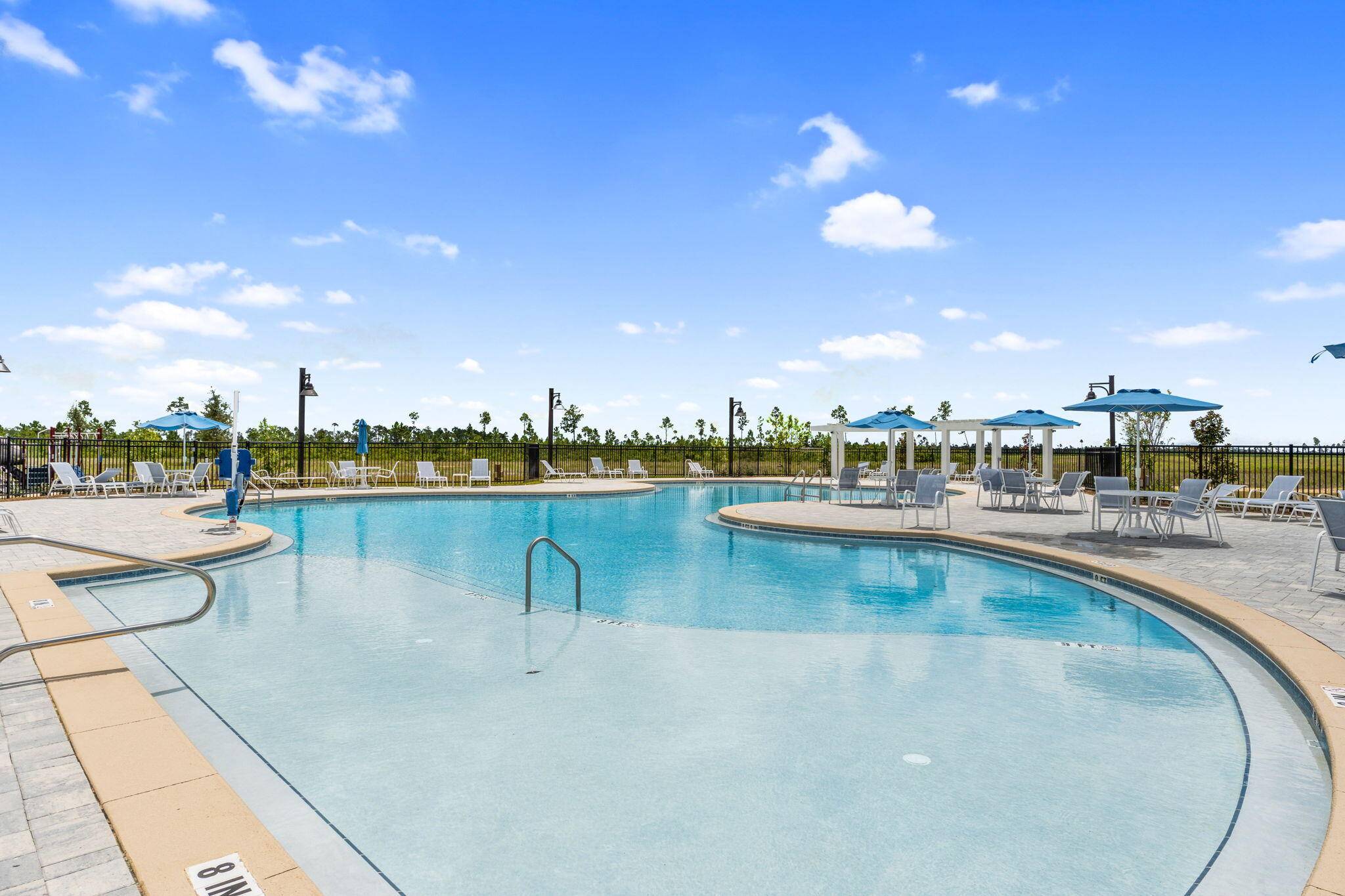 LIBERTY OAKS - Residential