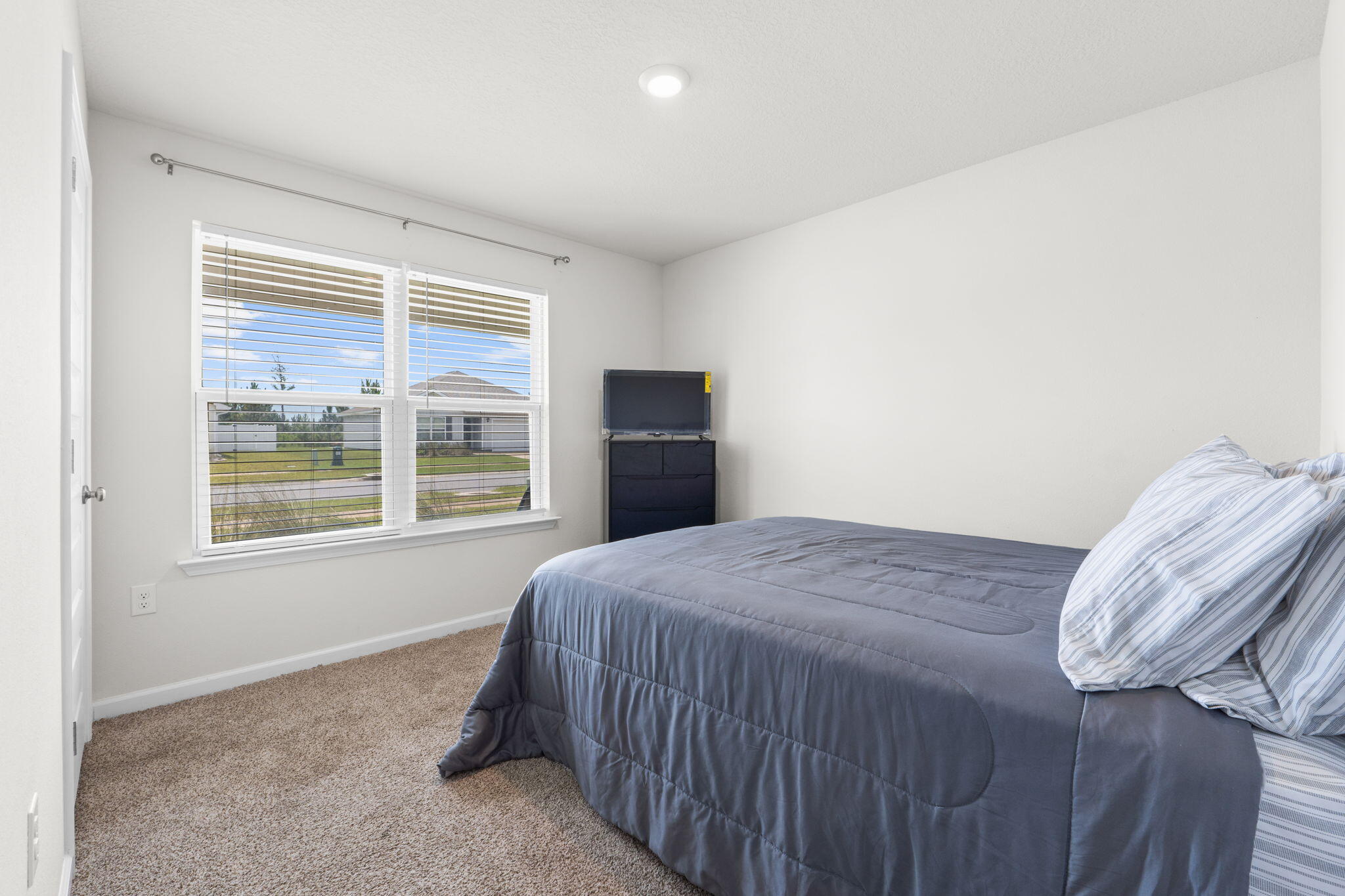 LIBERTY OAKS - Residential