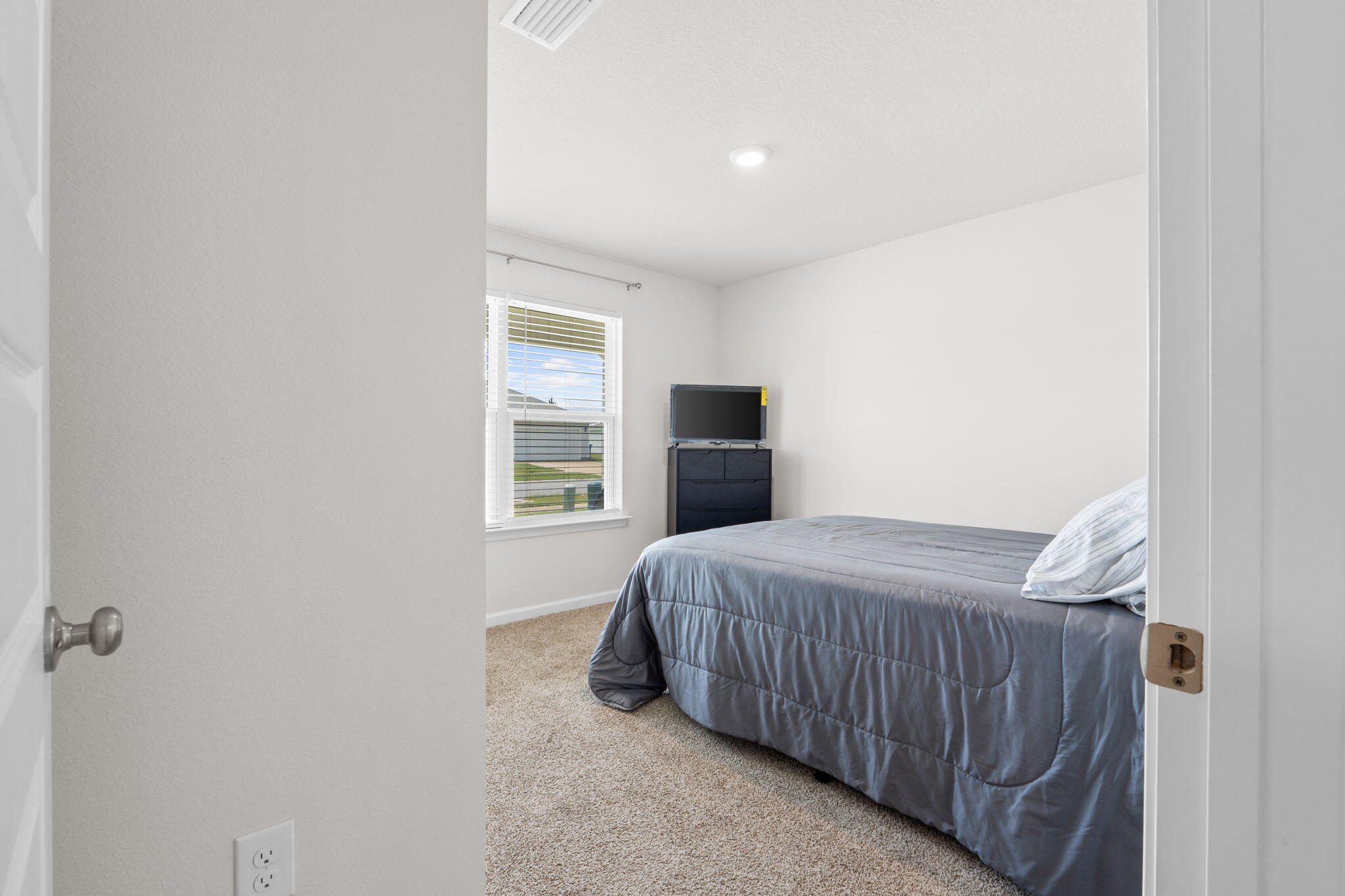 LIBERTY OAKS - Residential