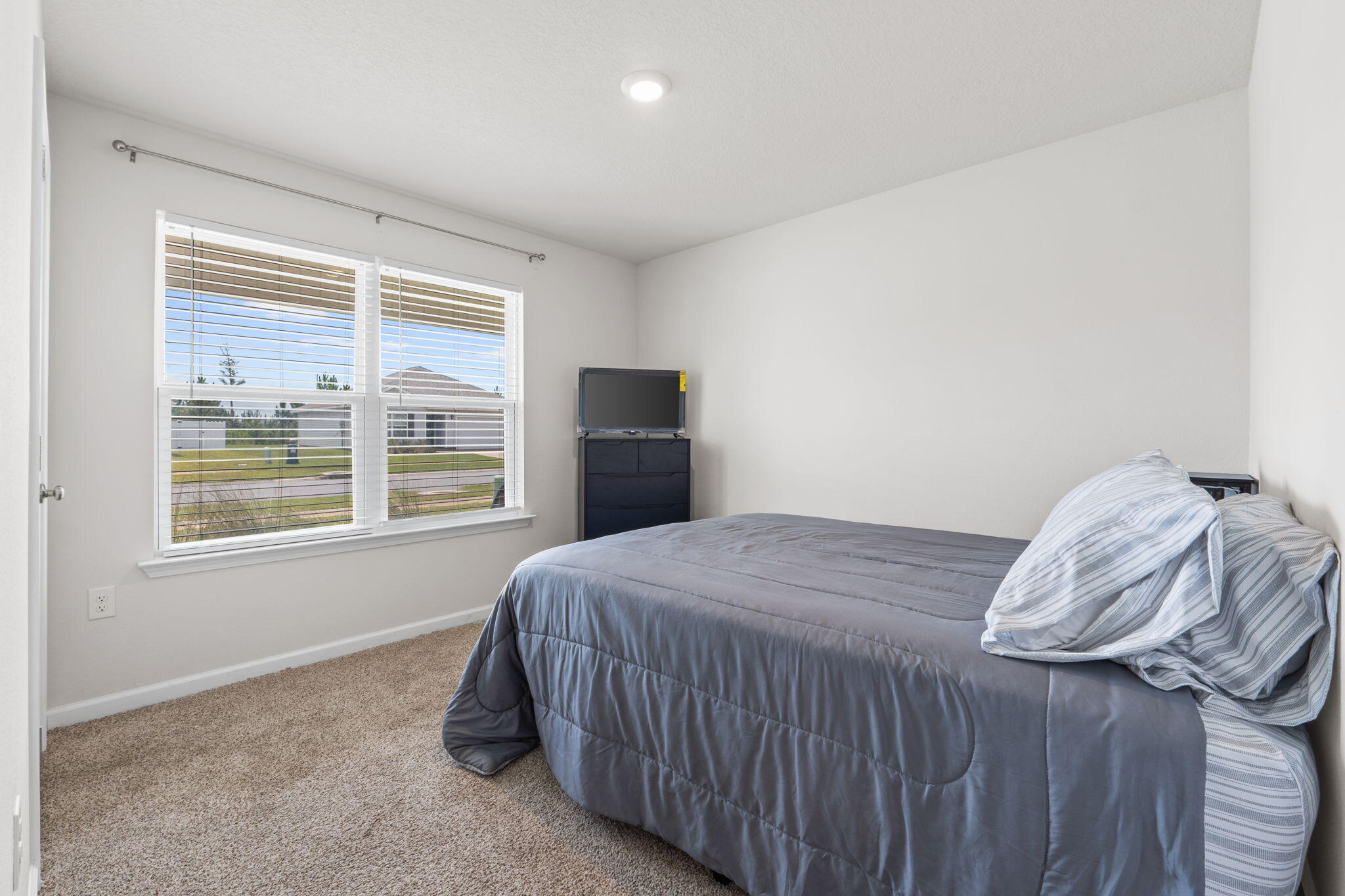 LIBERTY OAKS - Residential