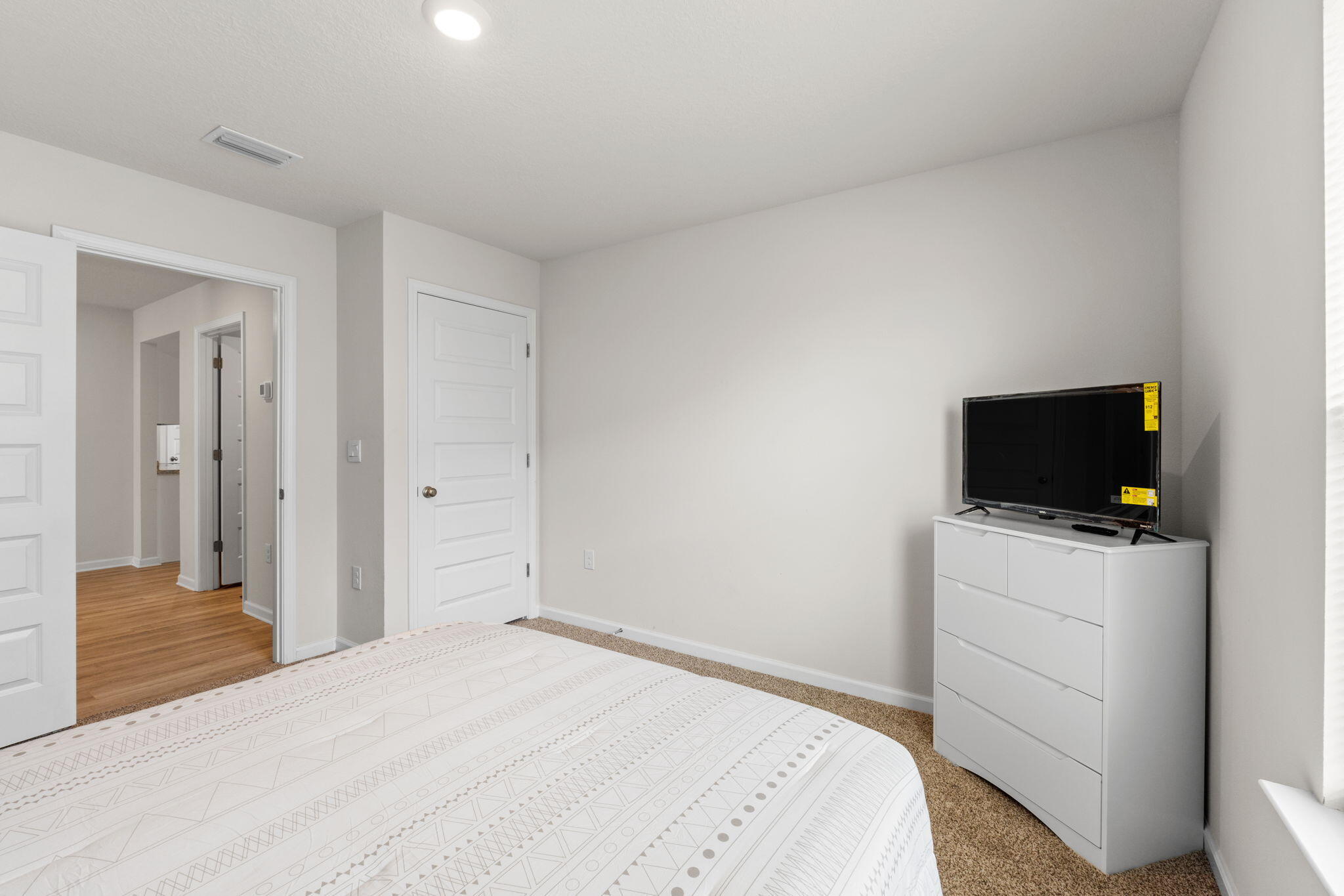 LIBERTY OAKS - Residential