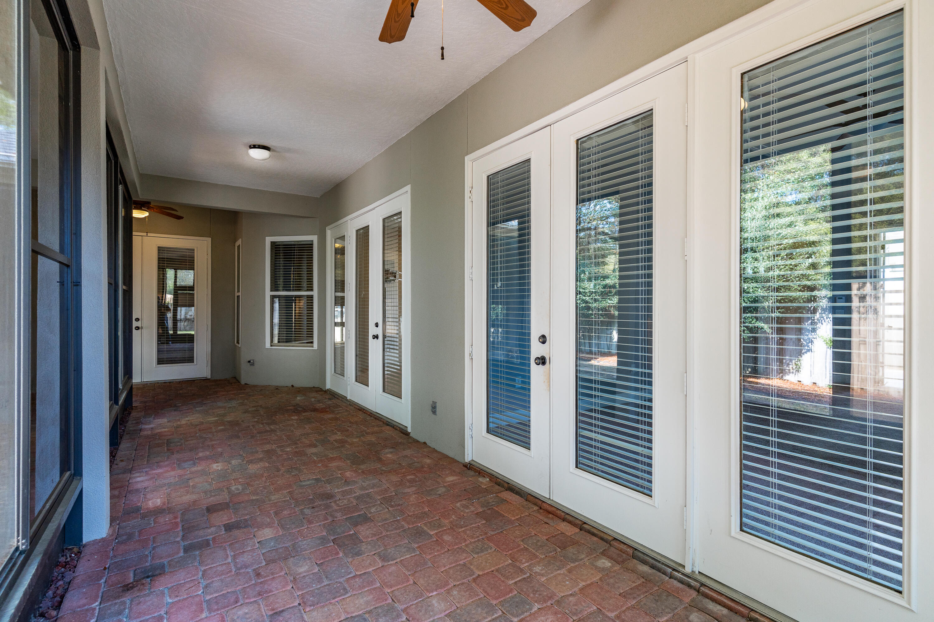 CHARDONNAY ESTATES - Residential