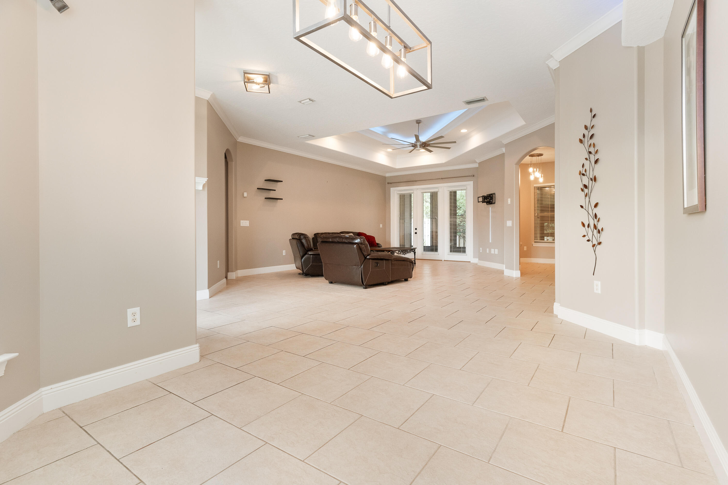 CHARDONNAY ESTATES - Residential