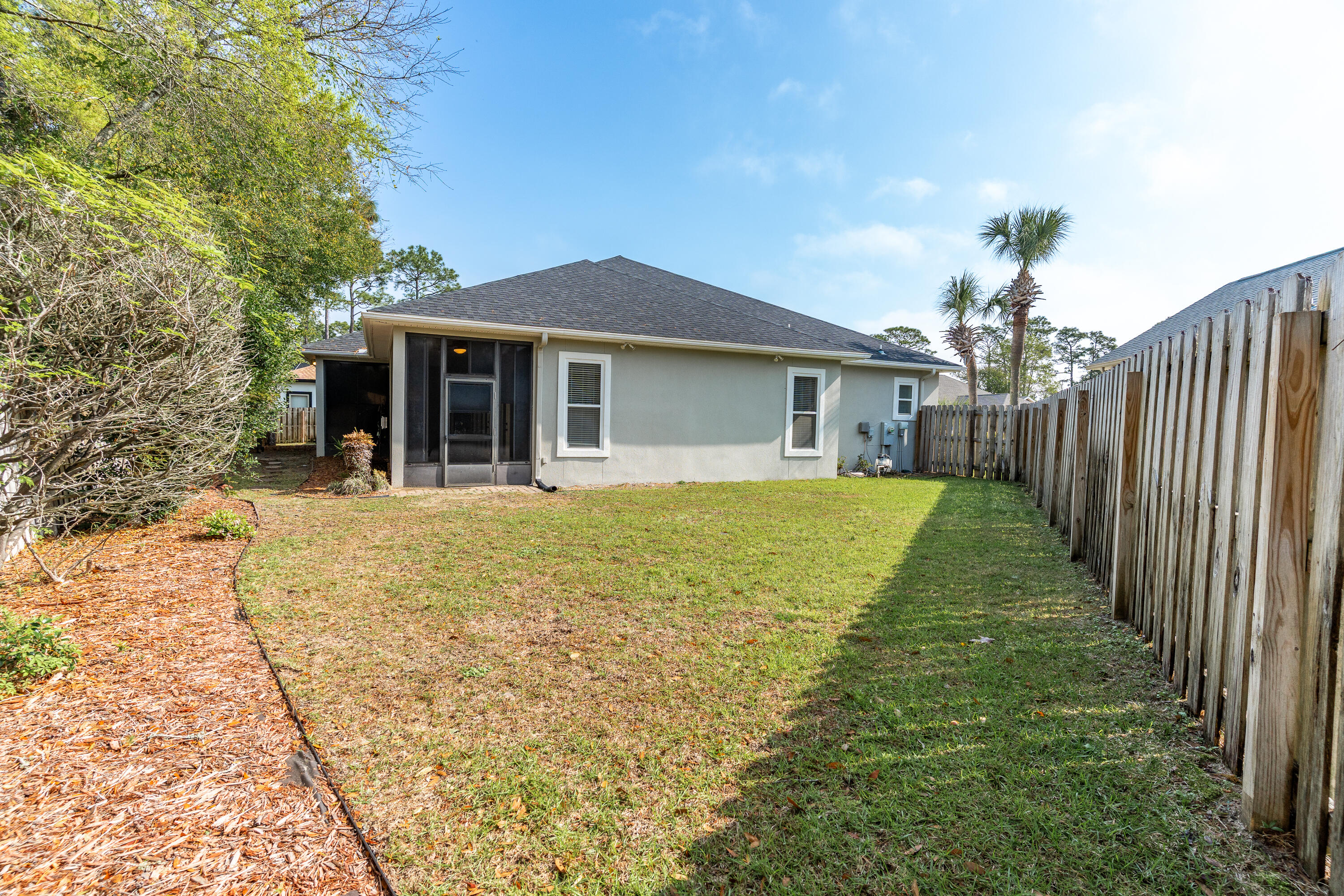 CHARDONNAY ESTATES - Residential