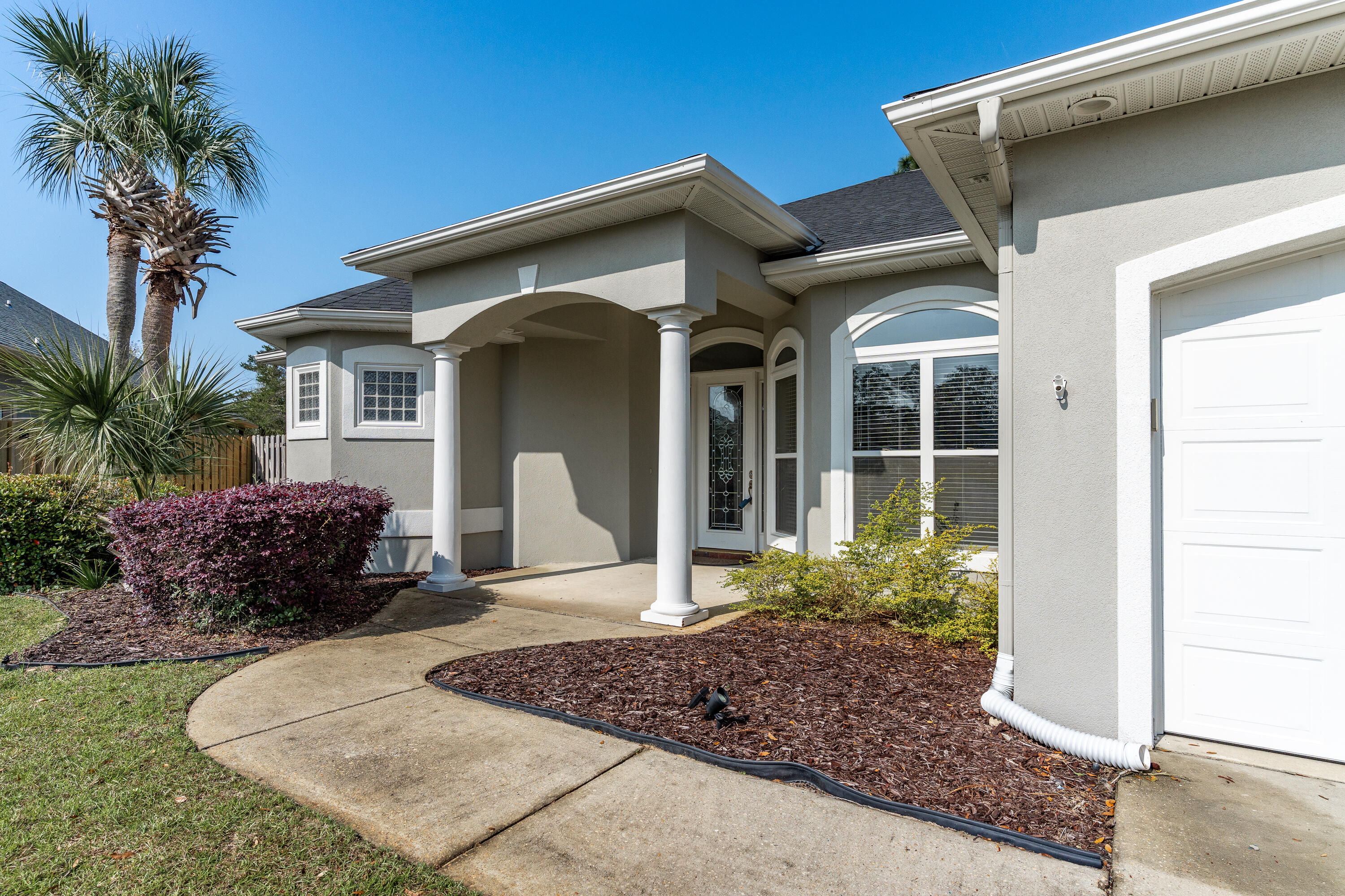 CHARDONNAY ESTATES - Residential