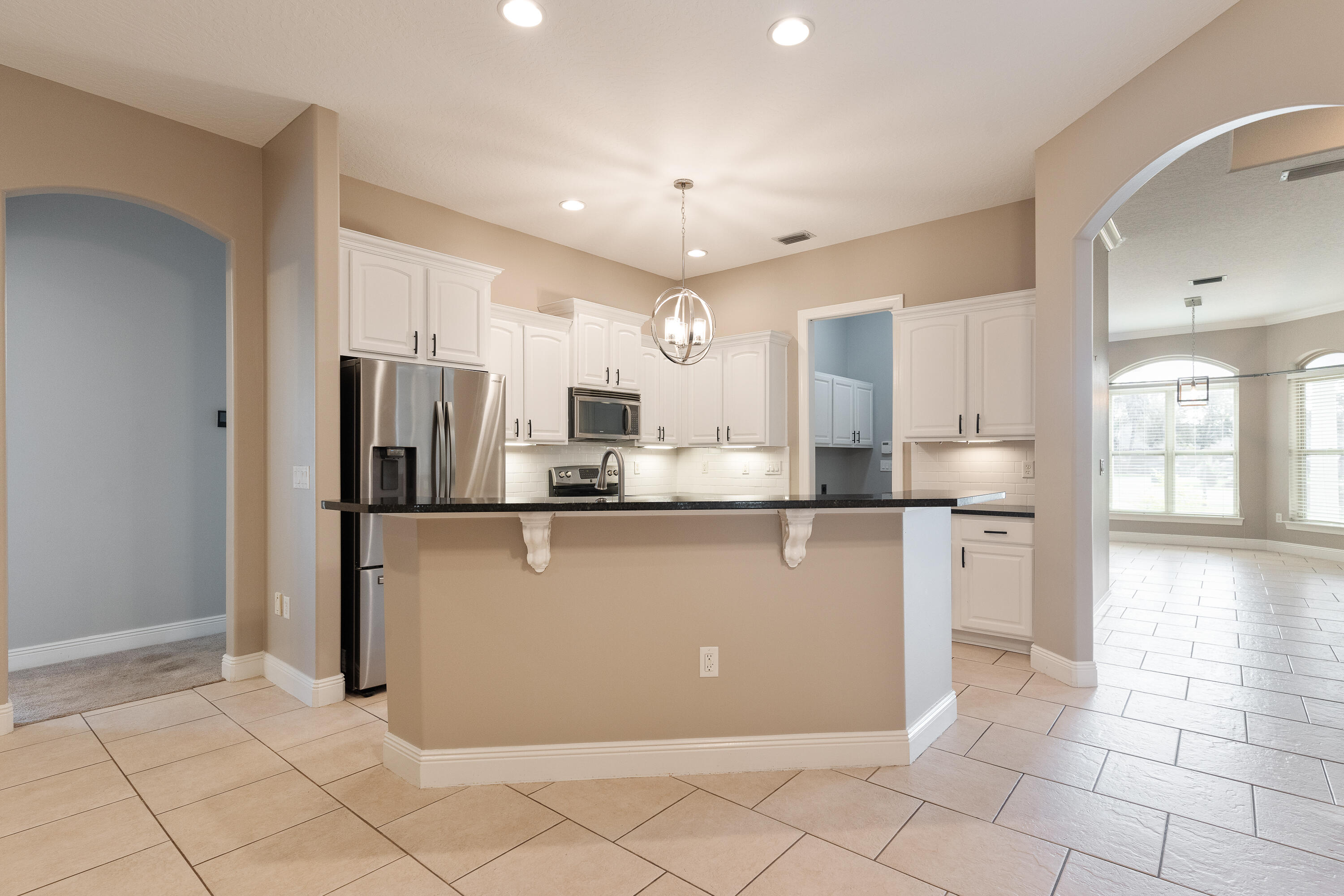 CHARDONNAY ESTATES - Residential