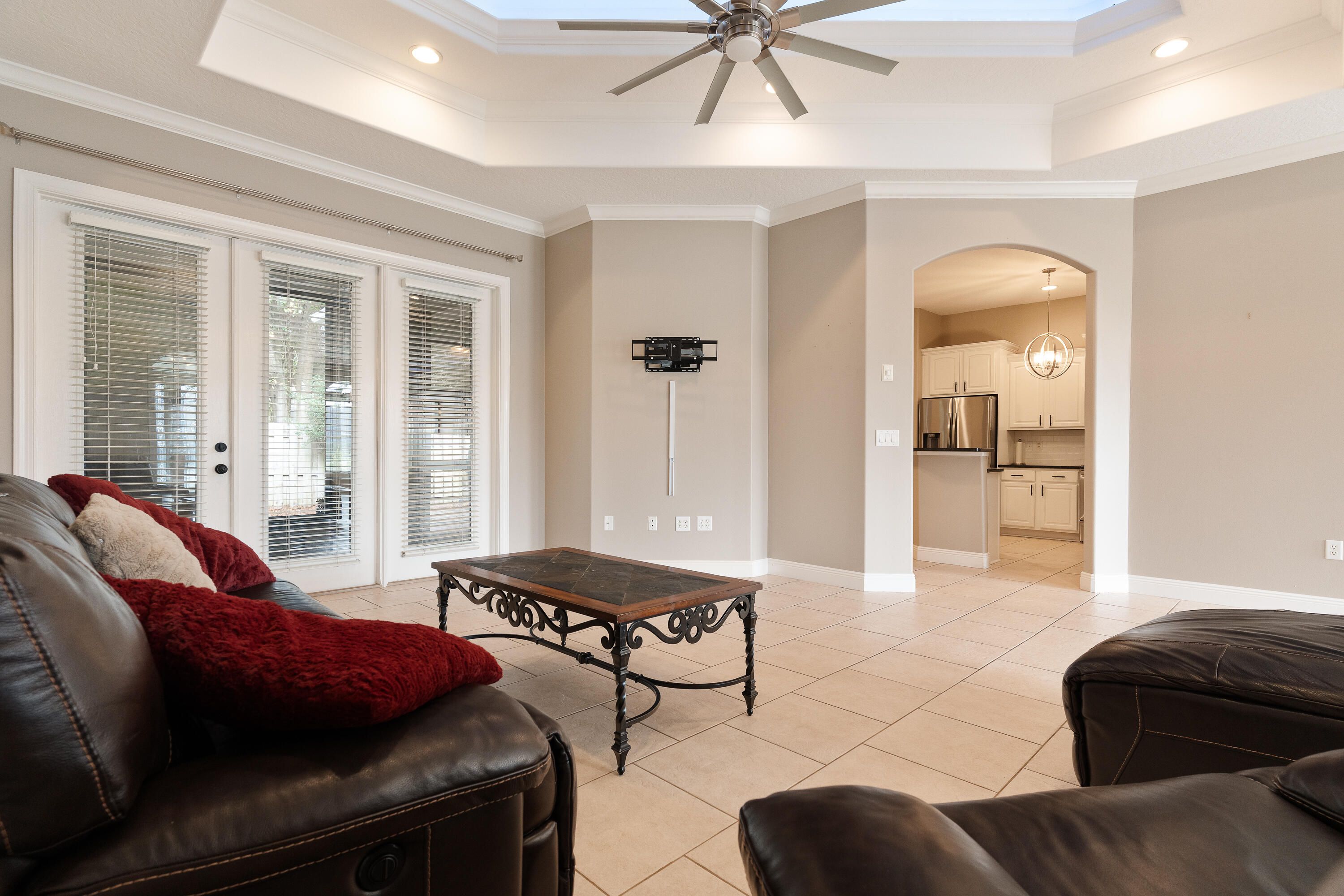 CHARDONNAY ESTATES - Residential
