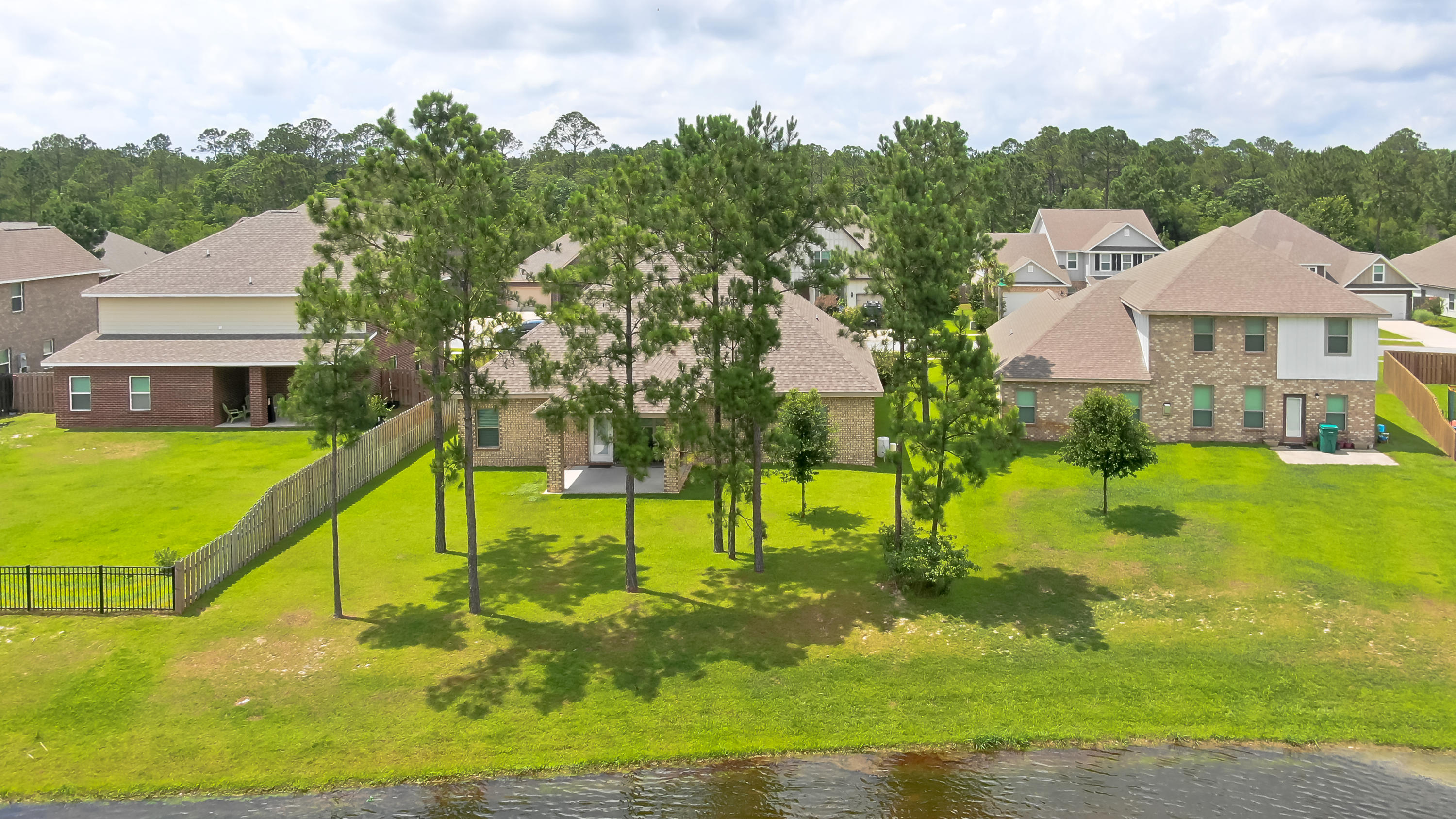 HAMMOCK BAY - Residential