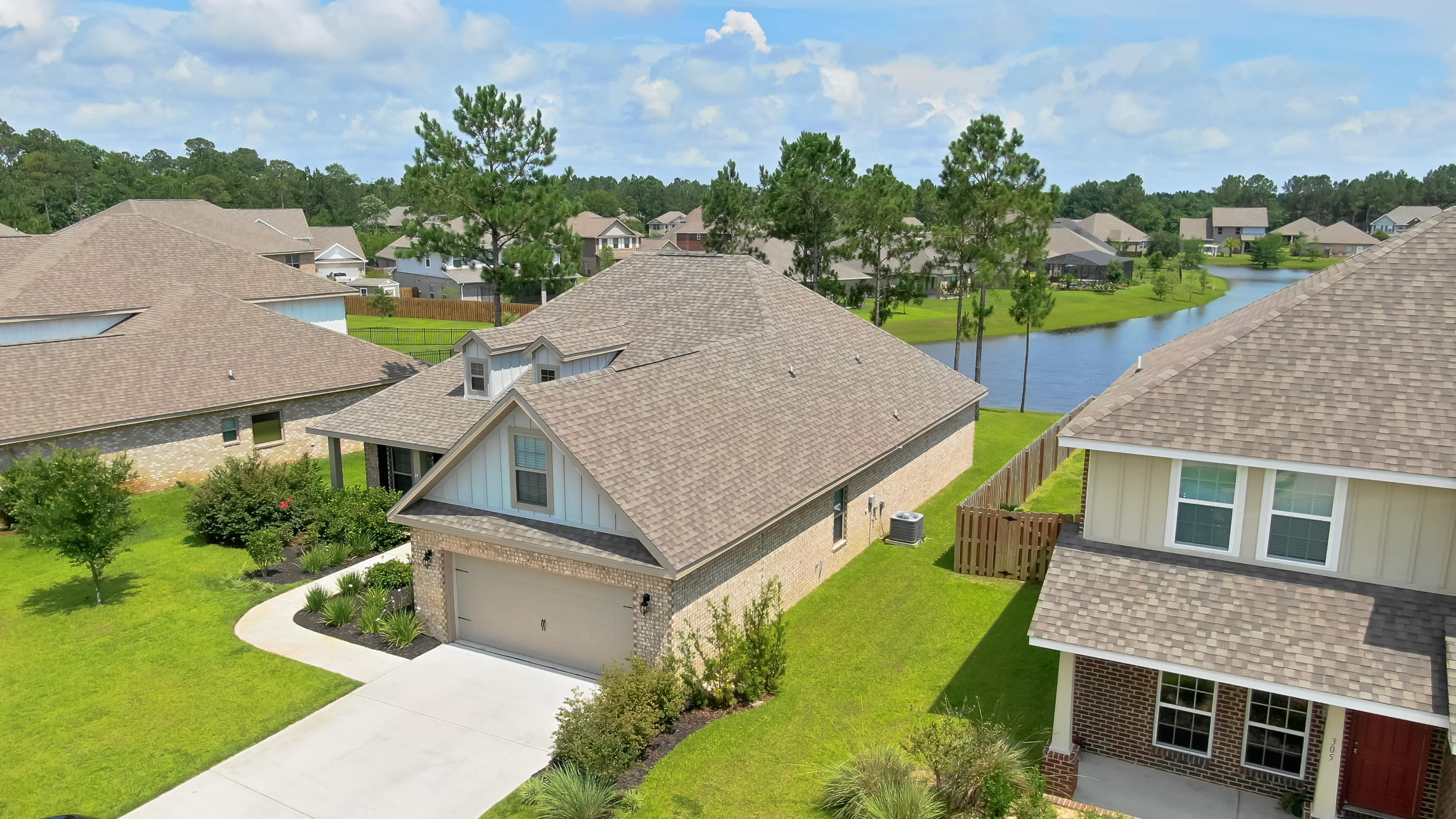 HAMMOCK BAY - Residential