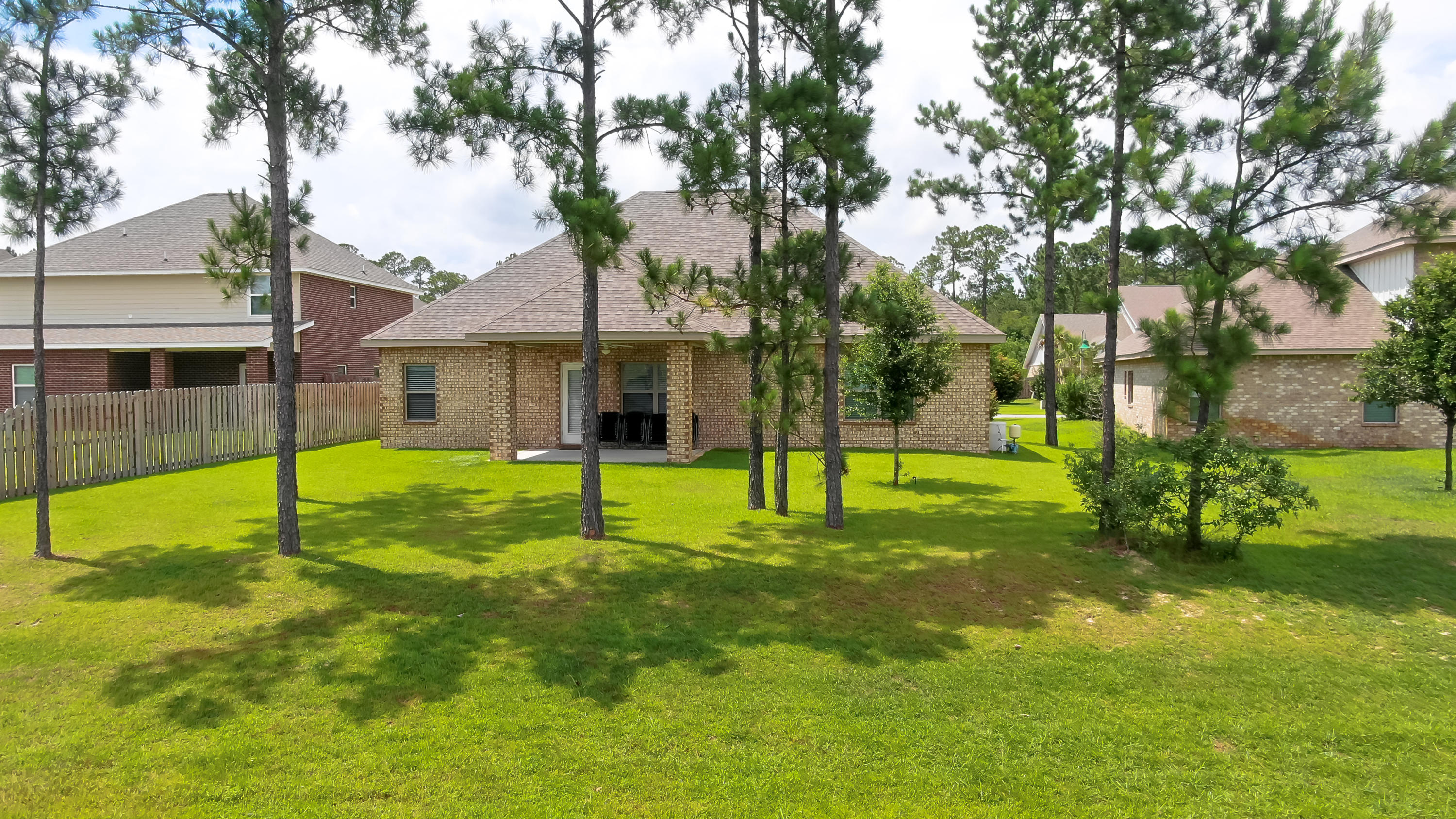 HAMMOCK BAY - Residential