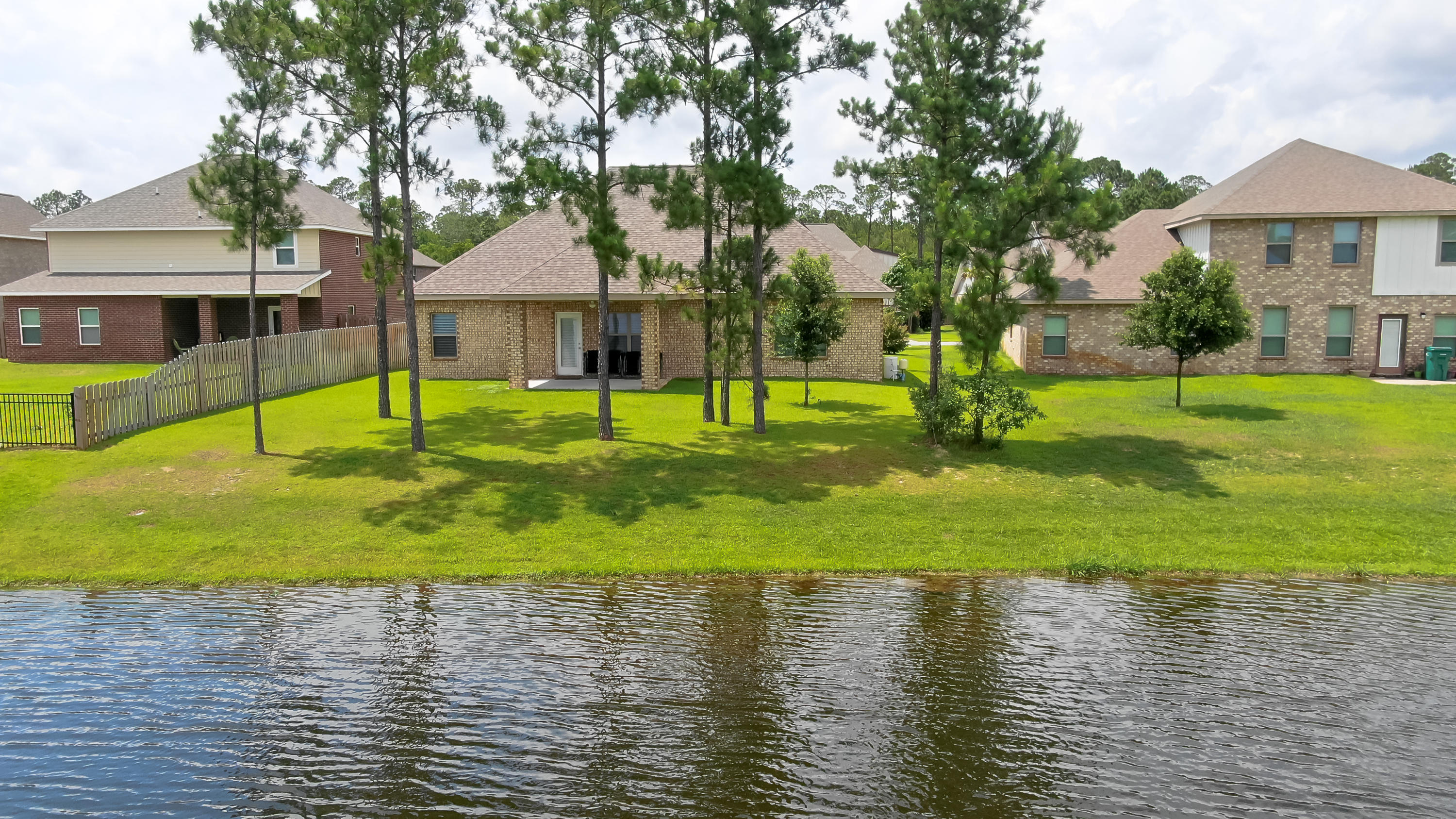 HAMMOCK BAY - Residential