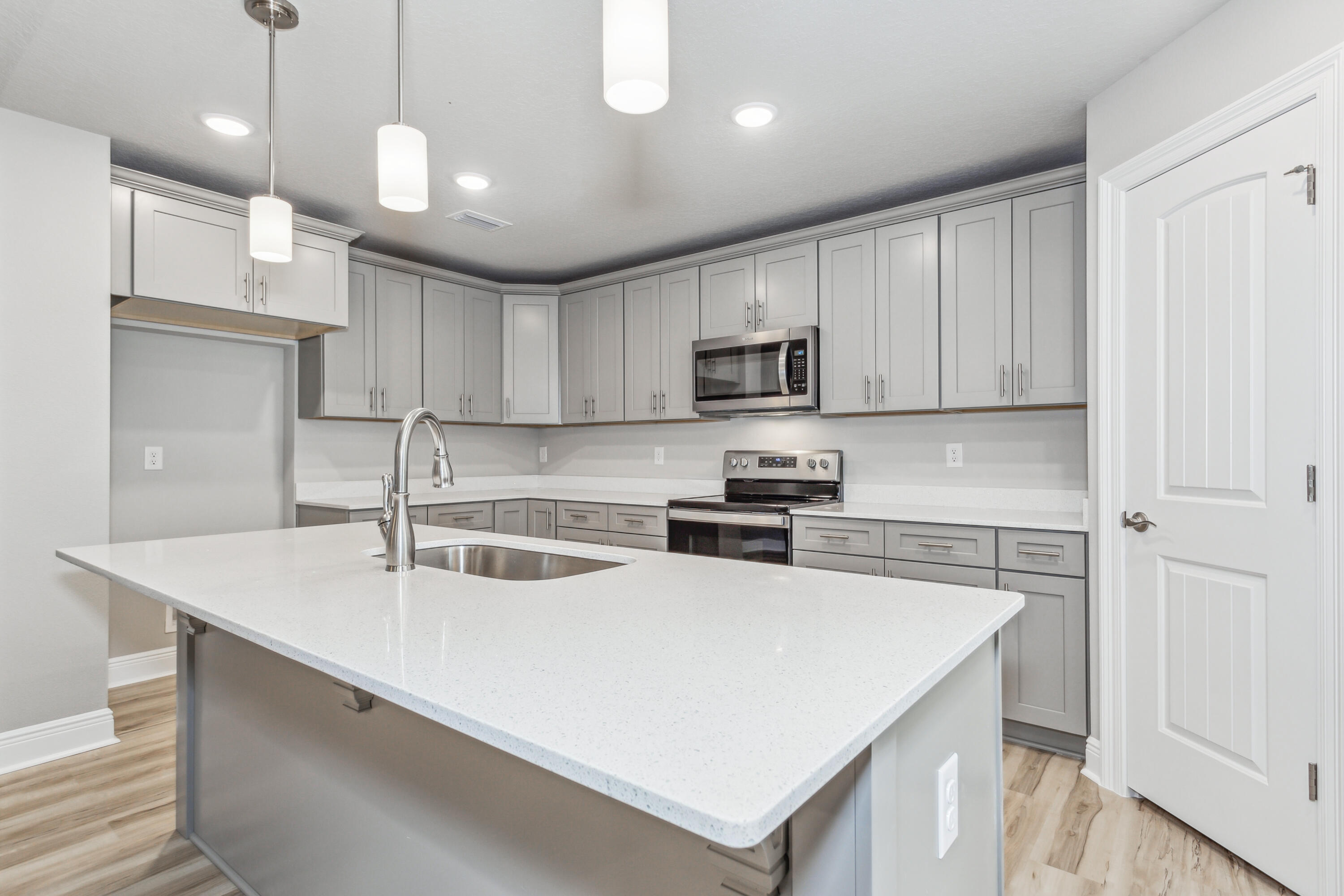 Doyle Hawkins Landing - Residential