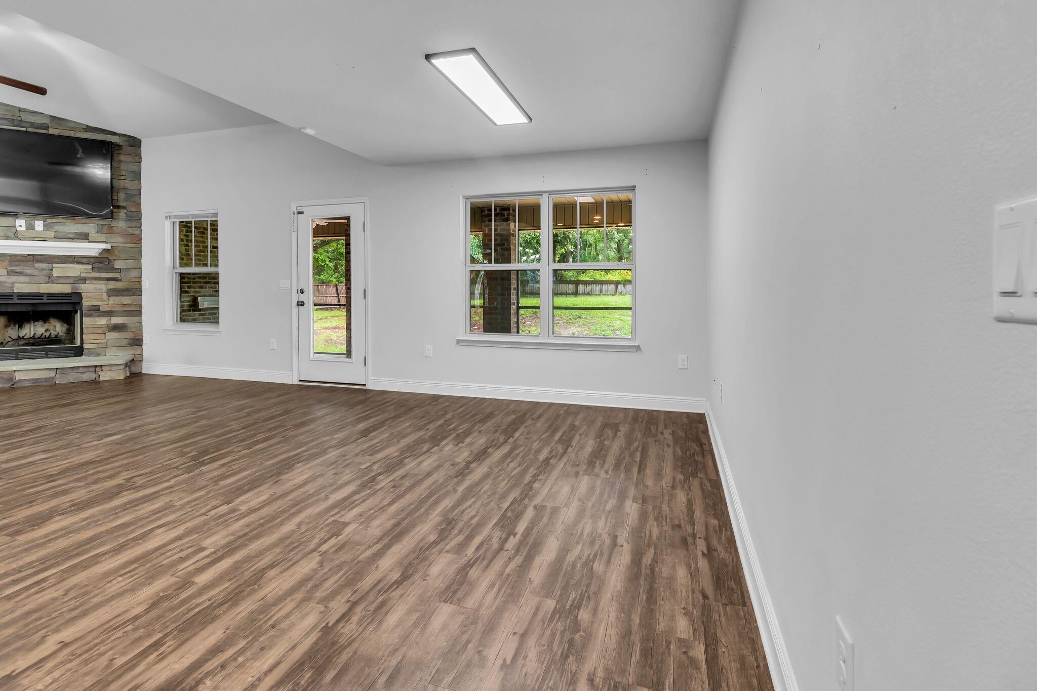 NO RECORDED PROJECT - Residential Lease