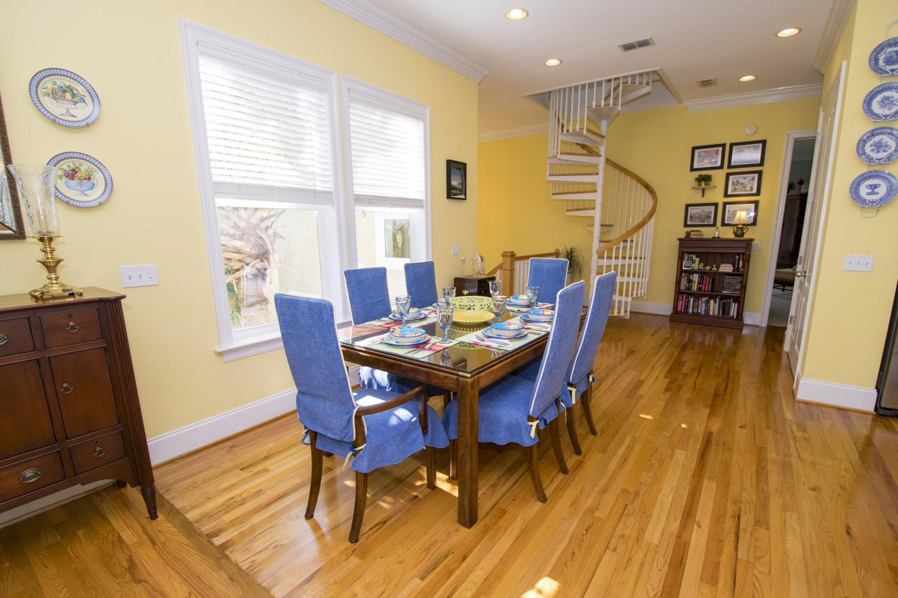 LA VALENCIA BEACH RESORT - Residential