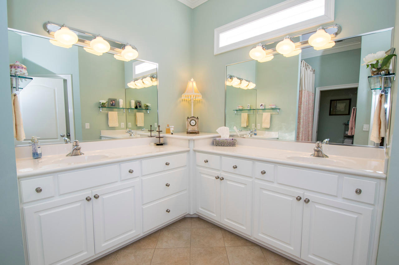 LA VALENCIA BEACH RESORT - Residential