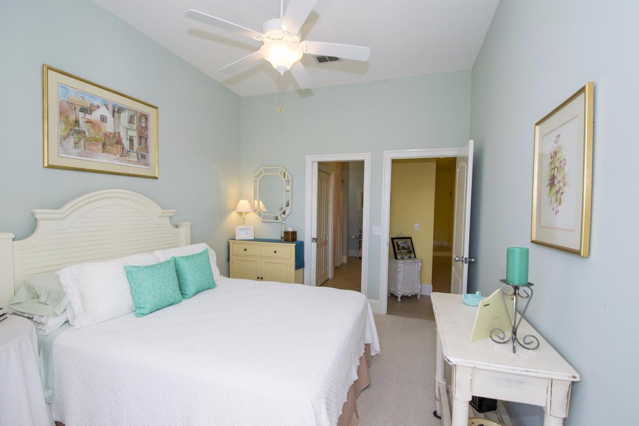 LA VALENCIA BEACH RESORT - Residential