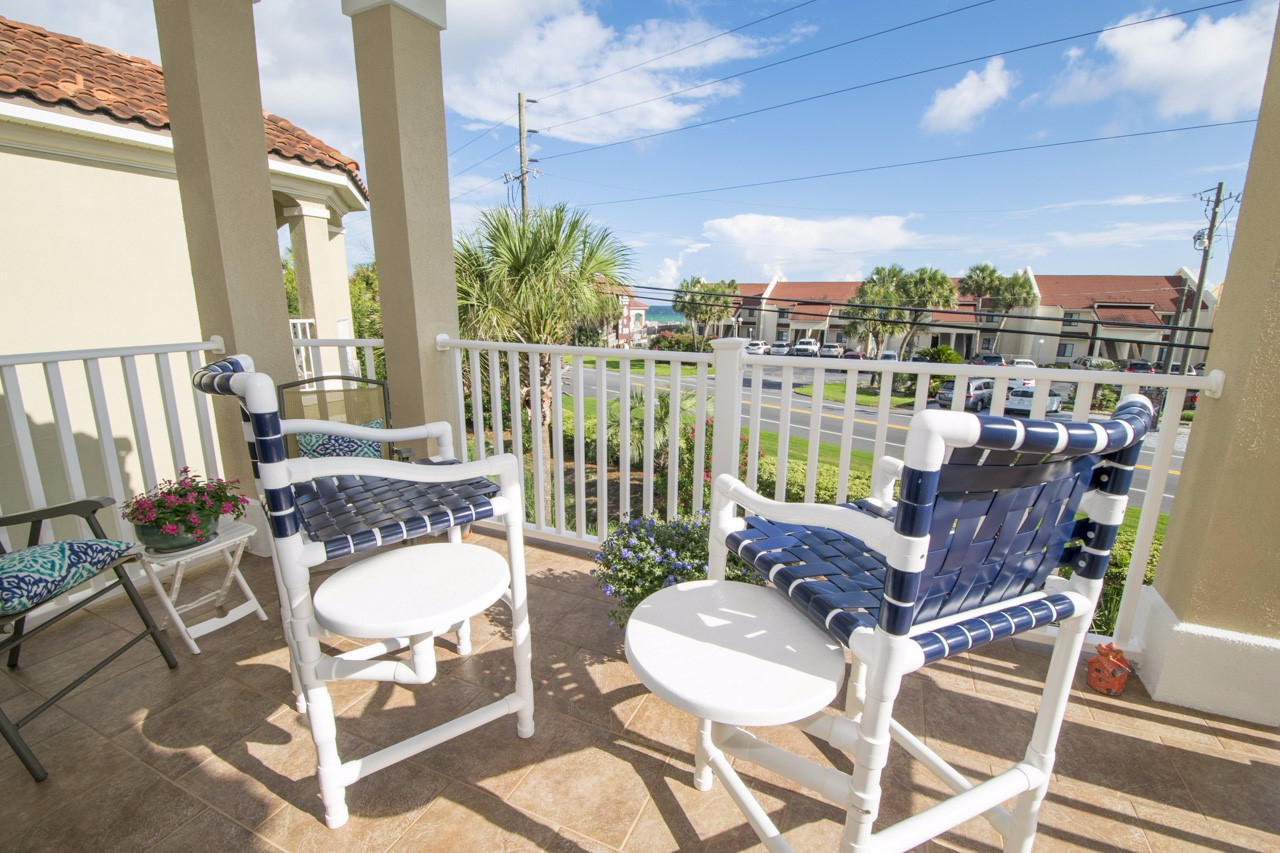 LA VALENCIA BEACH RESORT - Residential