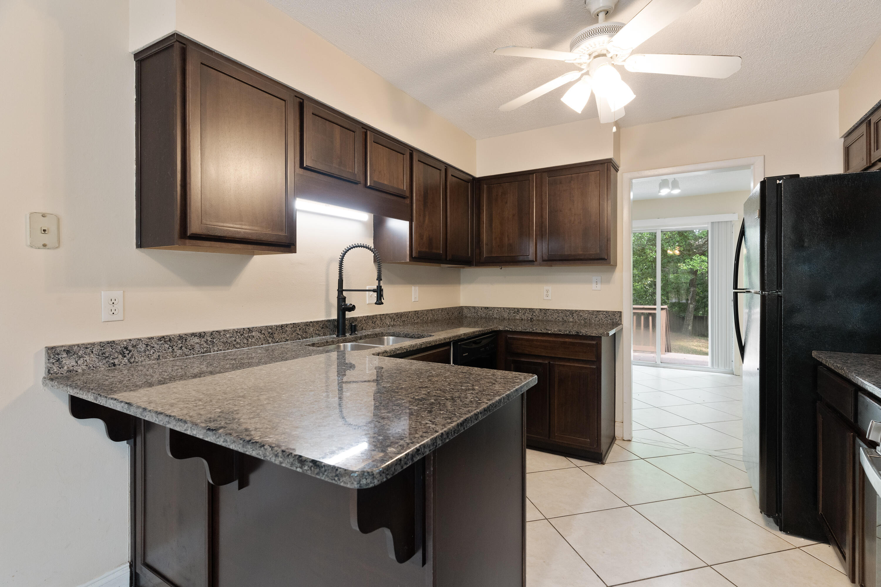 EDGEWATER VILLAGE NORTH - Residential