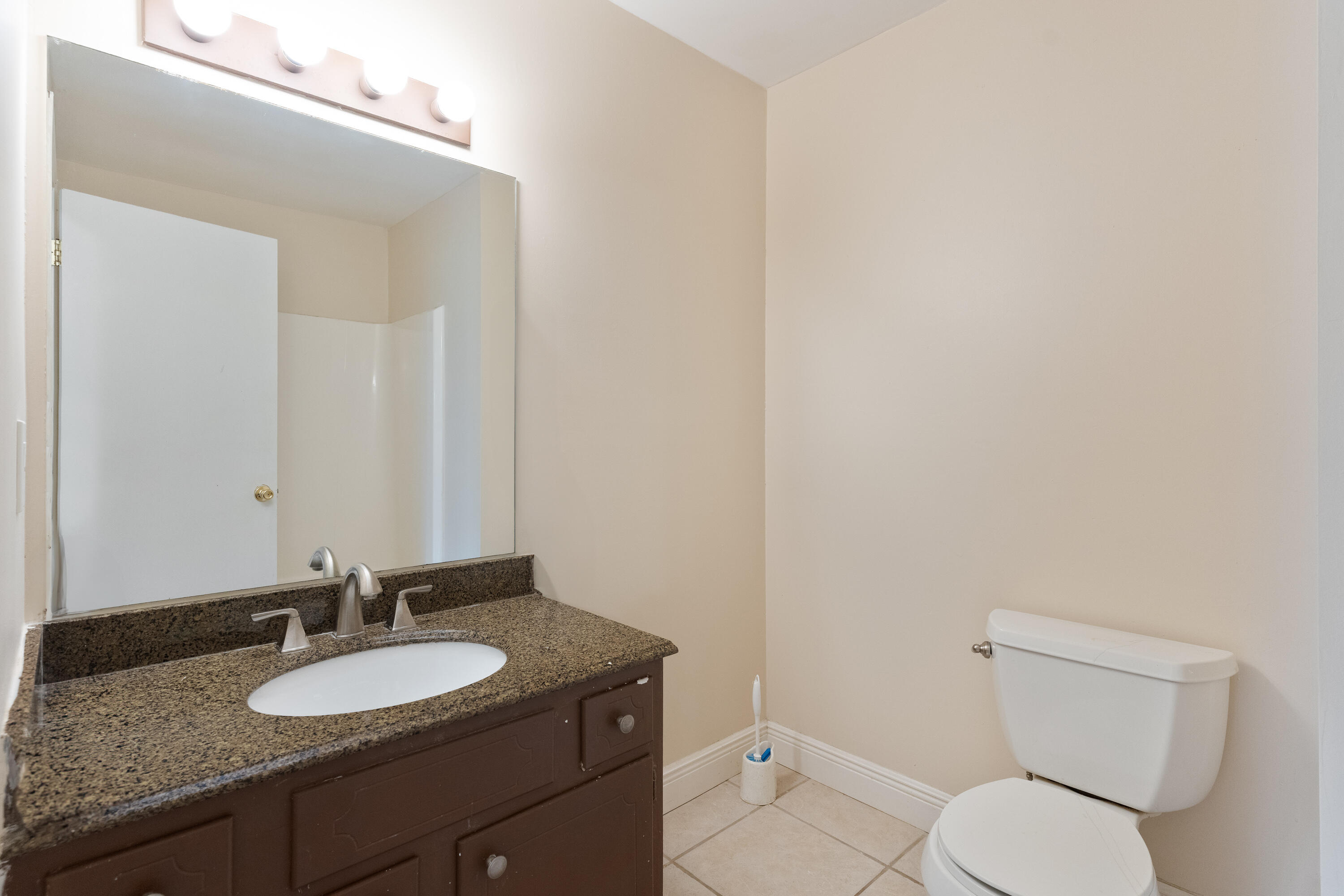 EDGEWATER VILLAGE NORTH - Residential