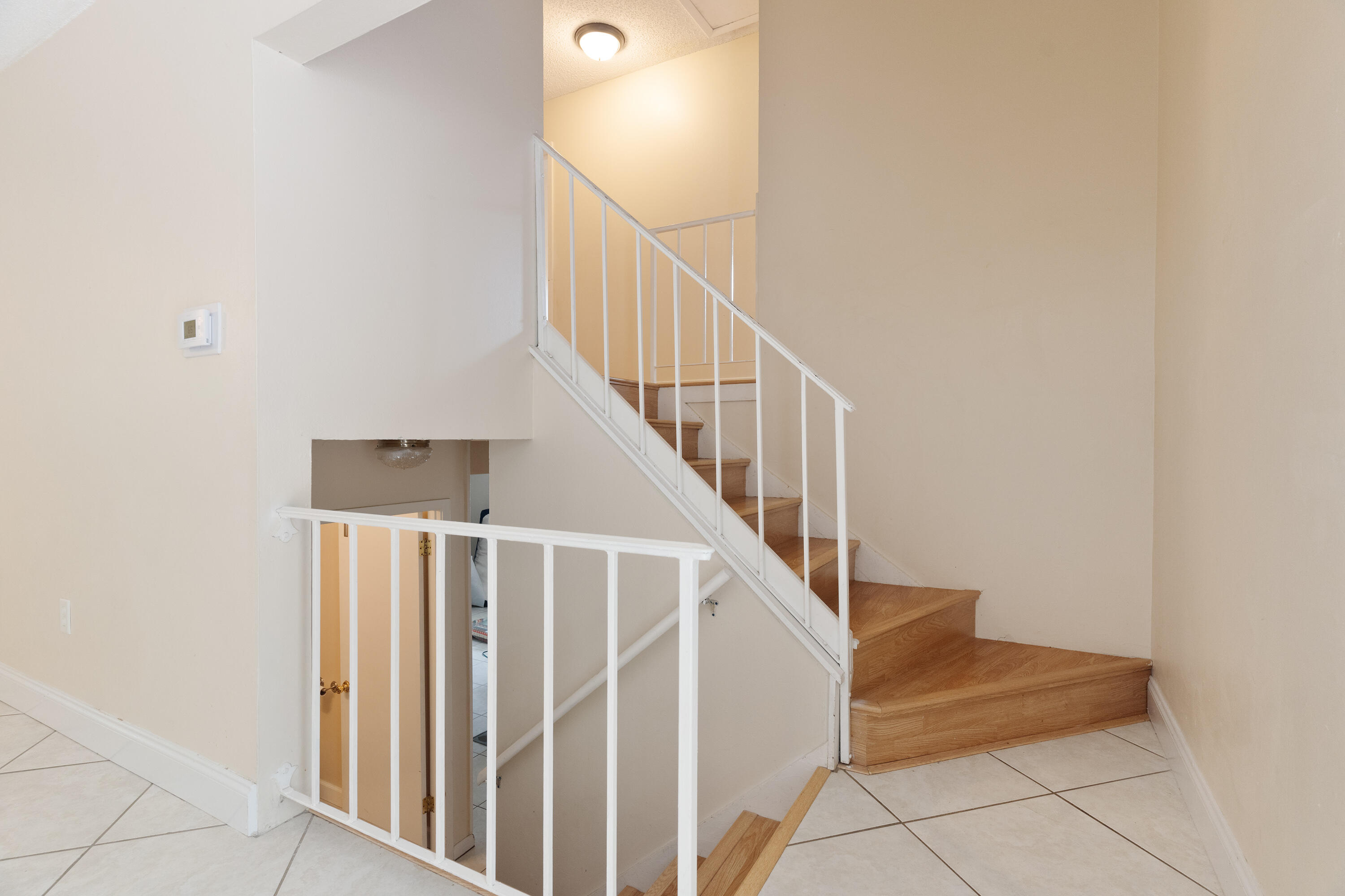 EDGEWATER VILLAGE NORTH - Residential