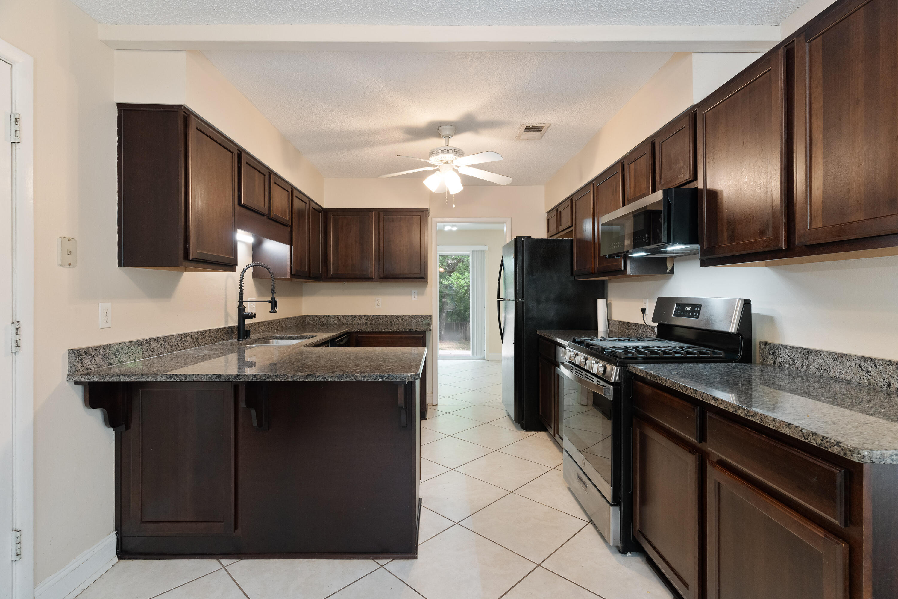 EDGEWATER VILLAGE NORTH - Residential