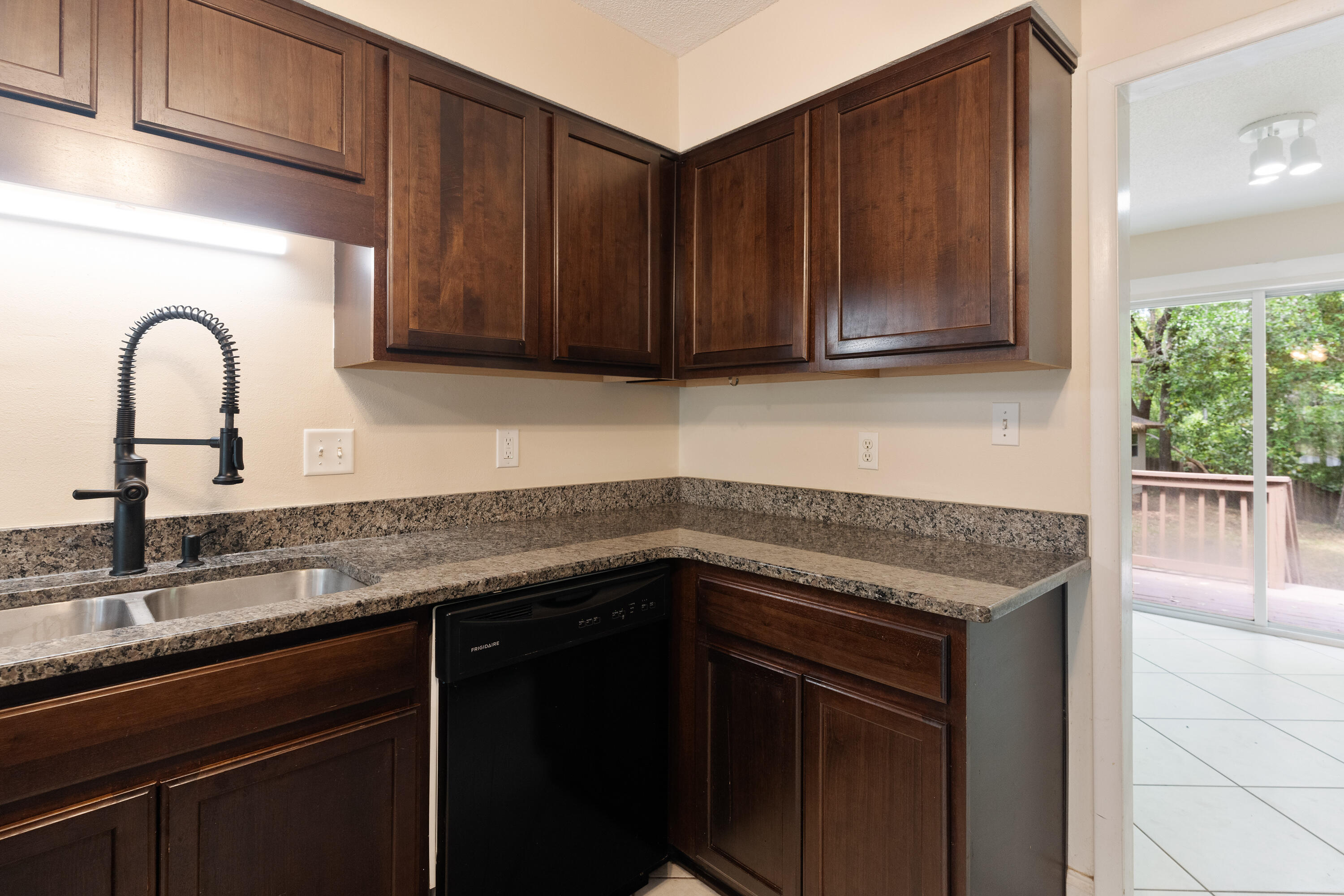 EDGEWATER VILLAGE NORTH - Residential
