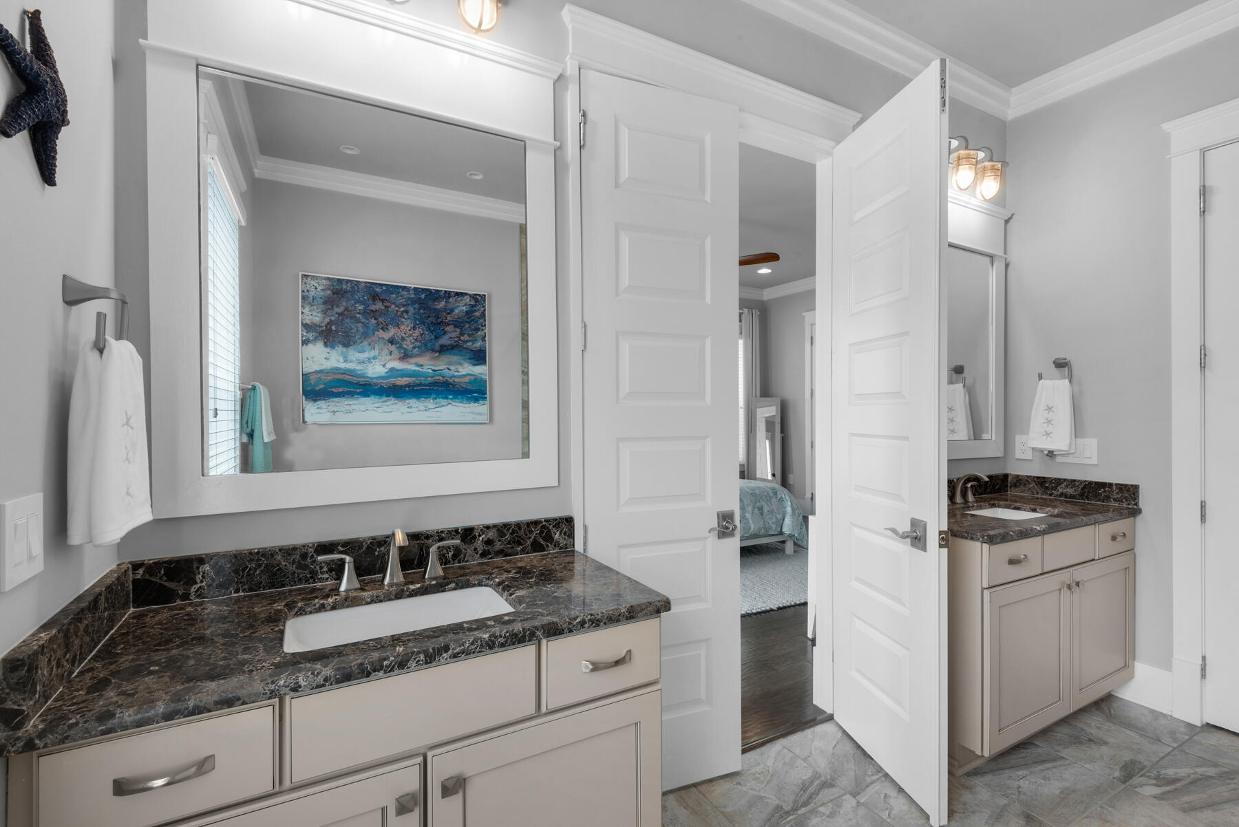 BY THE SEA - Residential