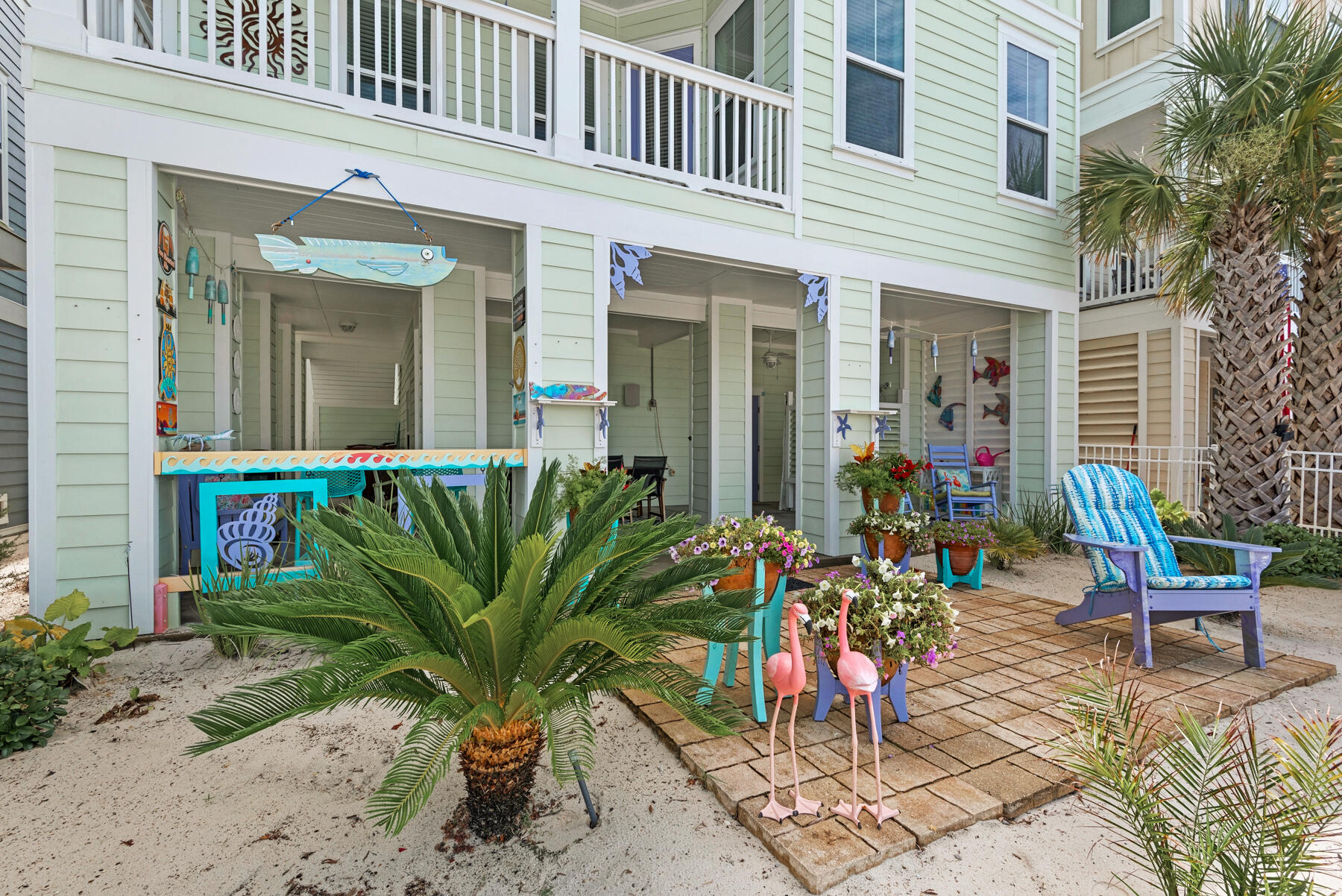 BY THE SEA - Residential