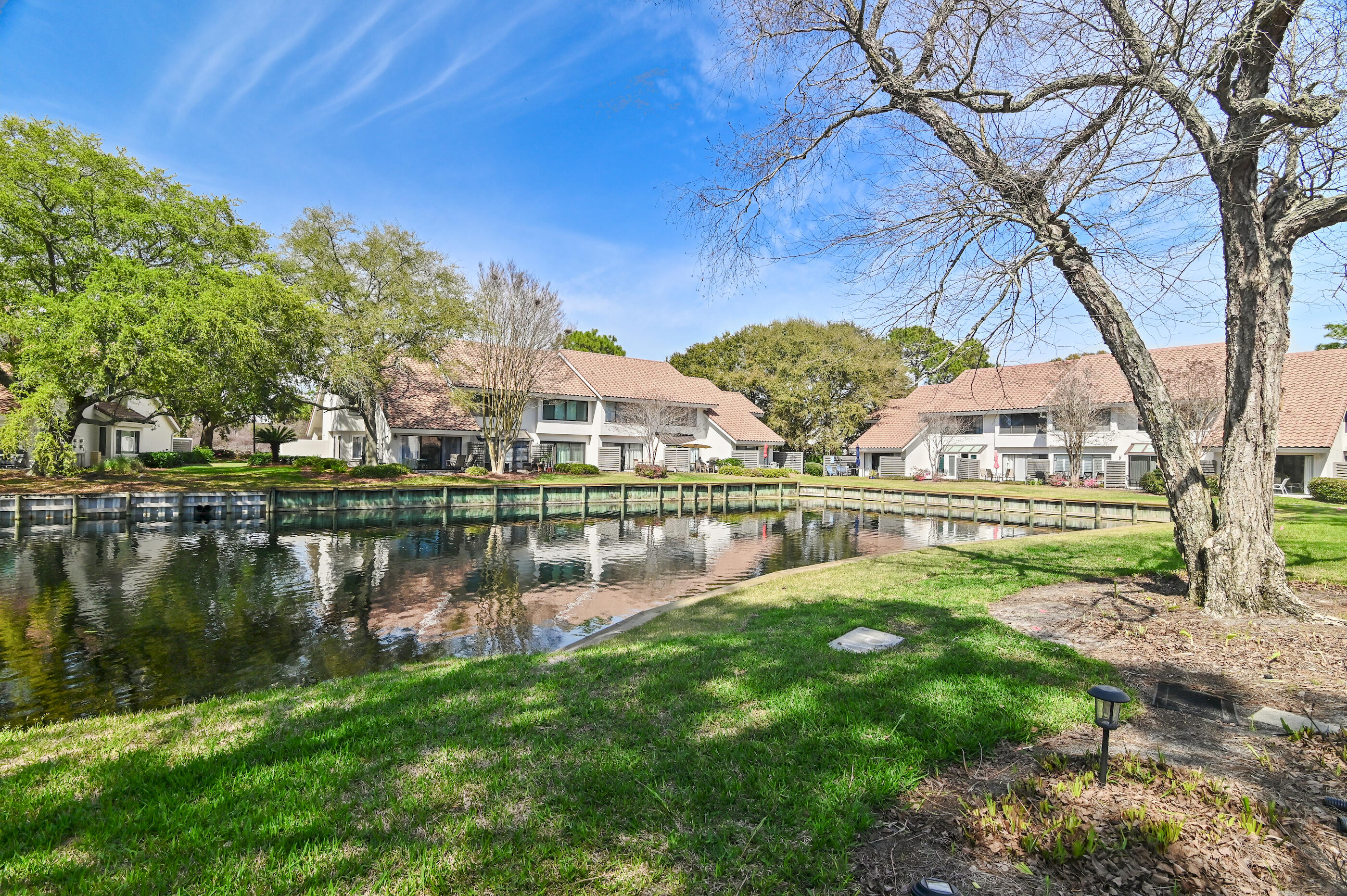 BEACHWALK VILLAS - Residential