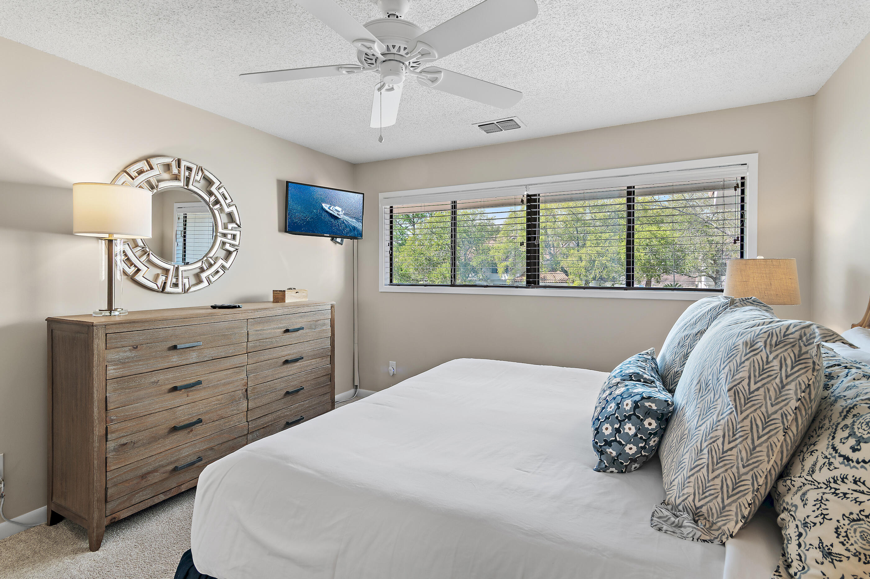 BEACHWALK VILLAS - Residential