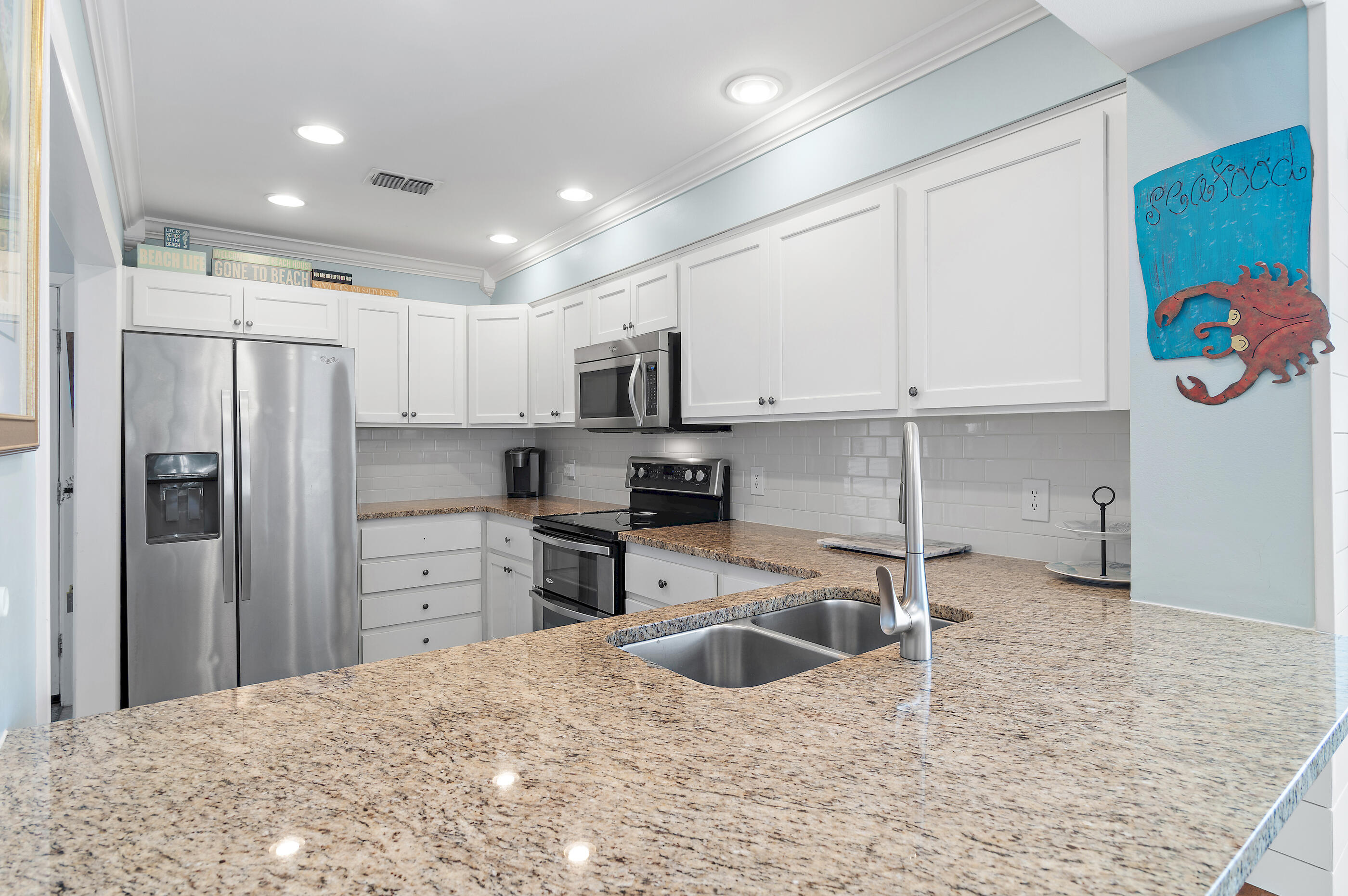 BEACHWALK VILLAS - Residential