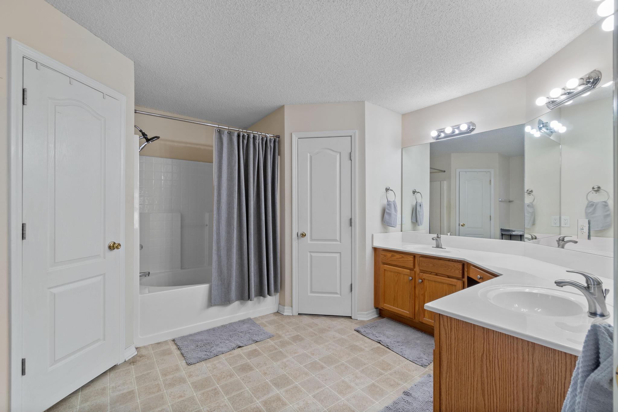 VICTORIA PK - Residential