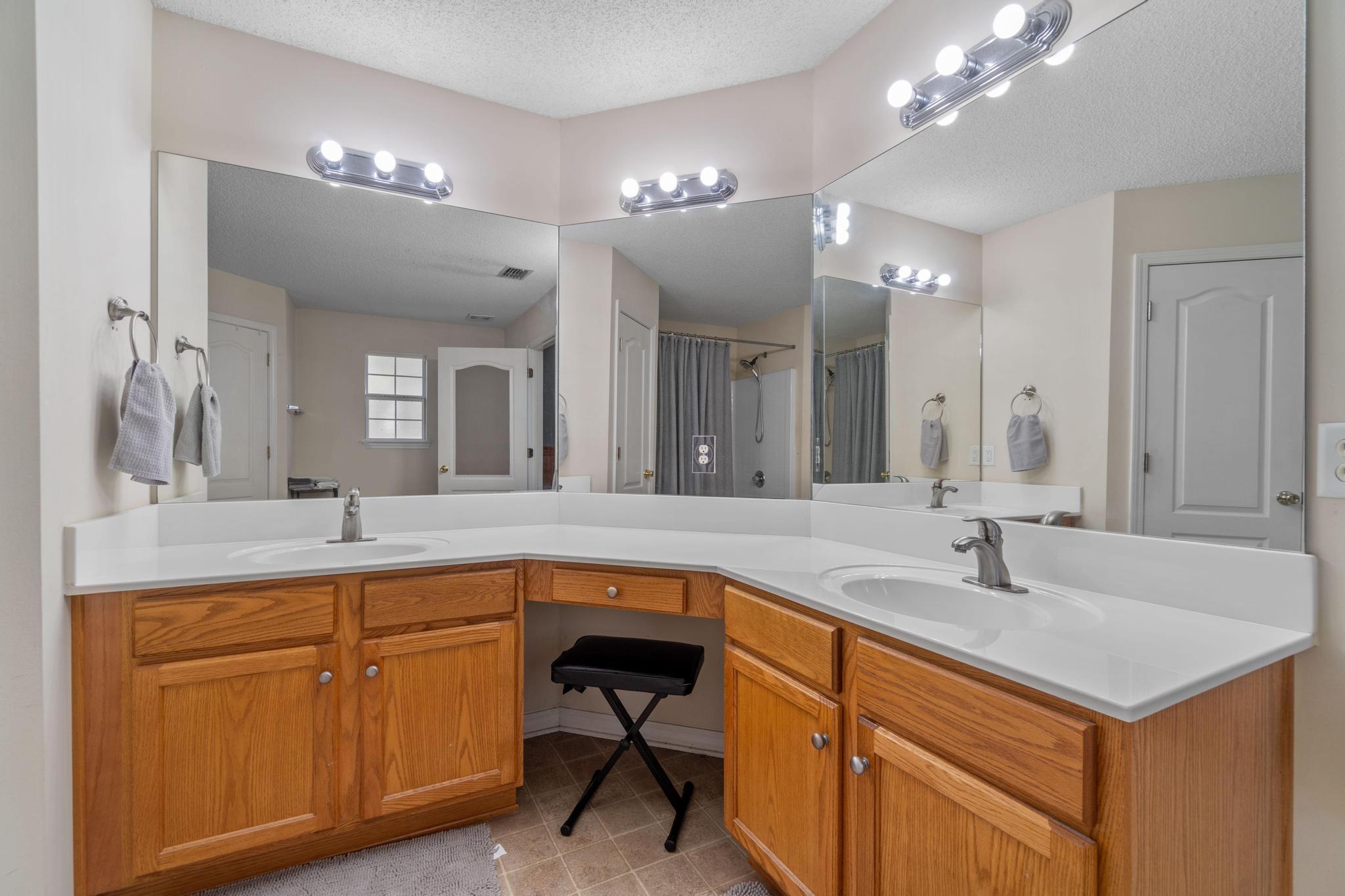 VICTORIA PK - Residential