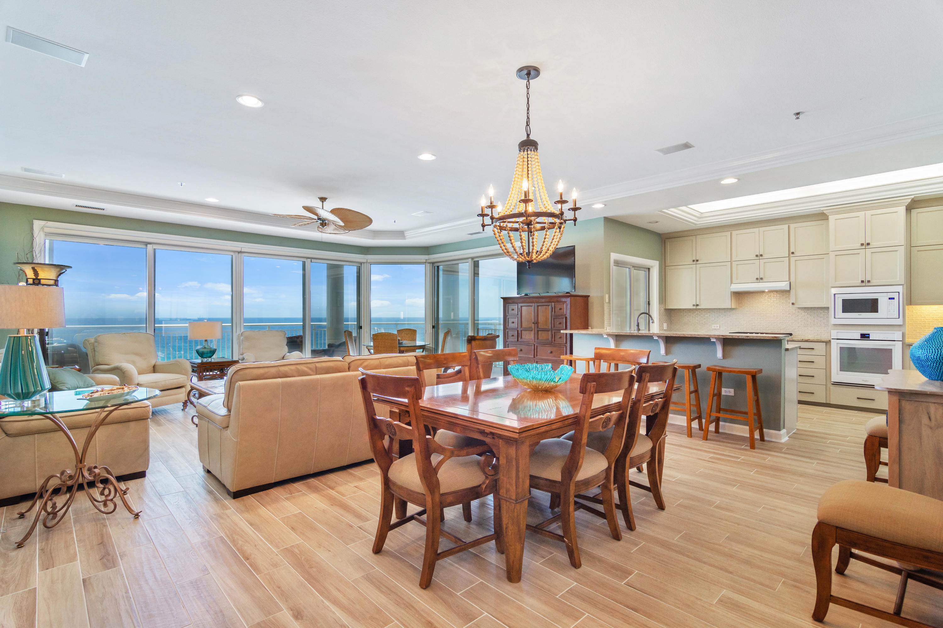 HIDDEN DUNES GRAND VILLAS - Residential